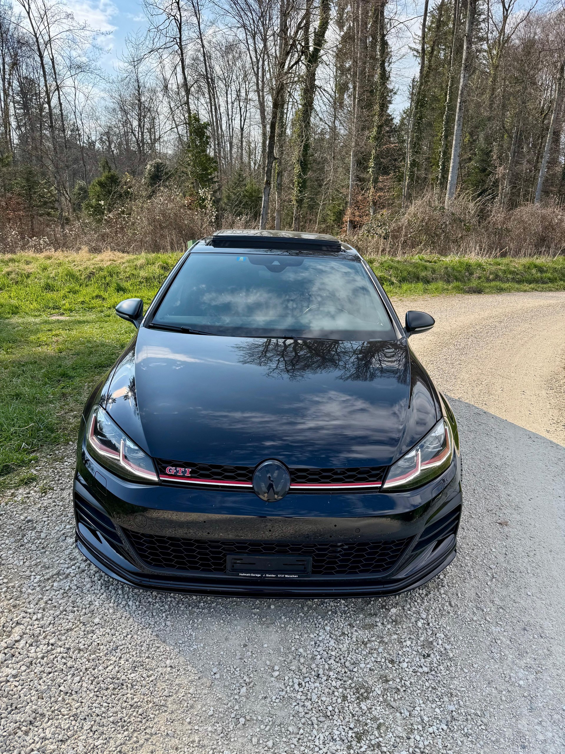 VW Golf 2.0 TSI GTI TCR DSG-image-2