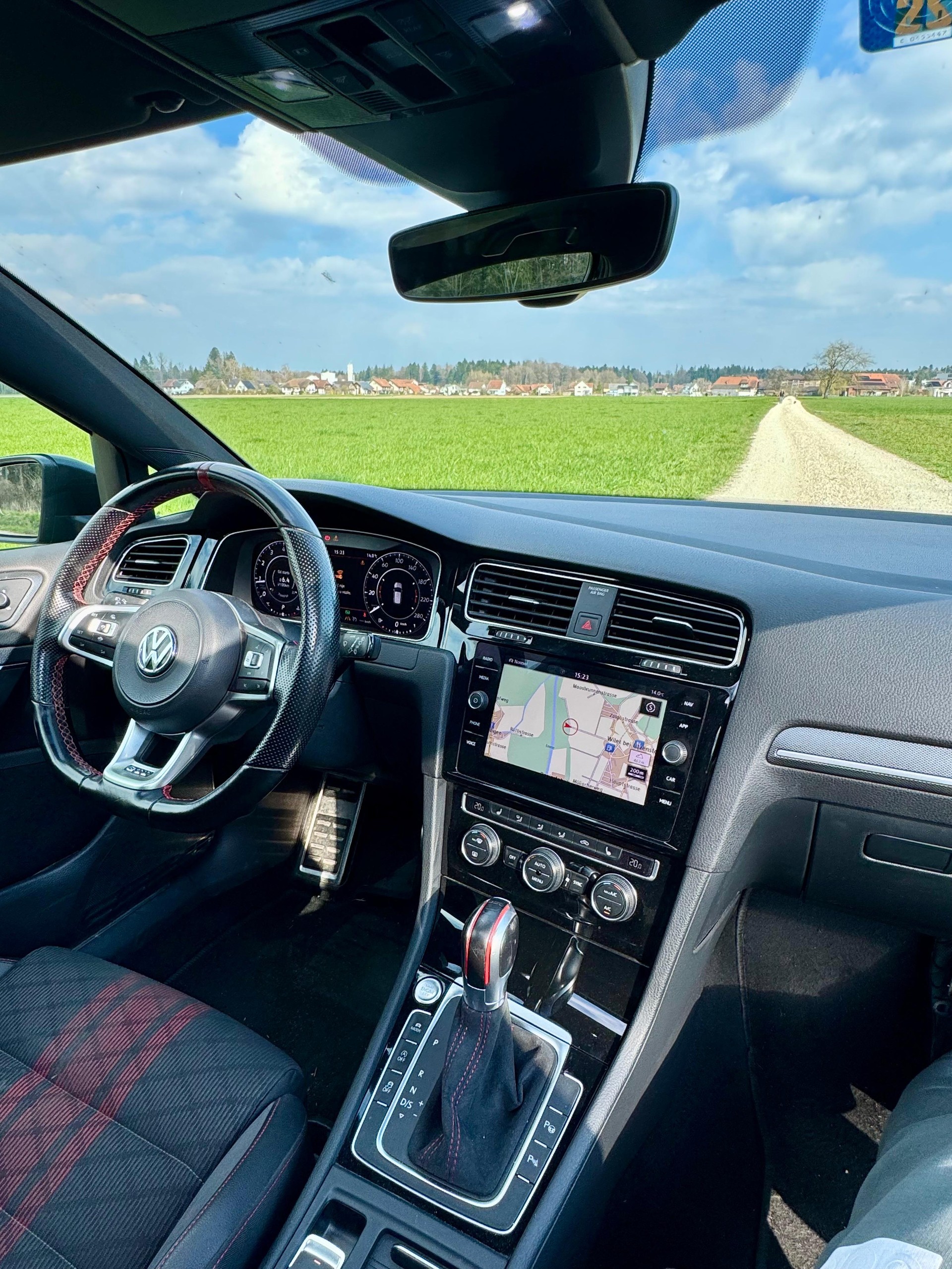 VW Golf 2.0 TSI GTI TCR DSG-image-6