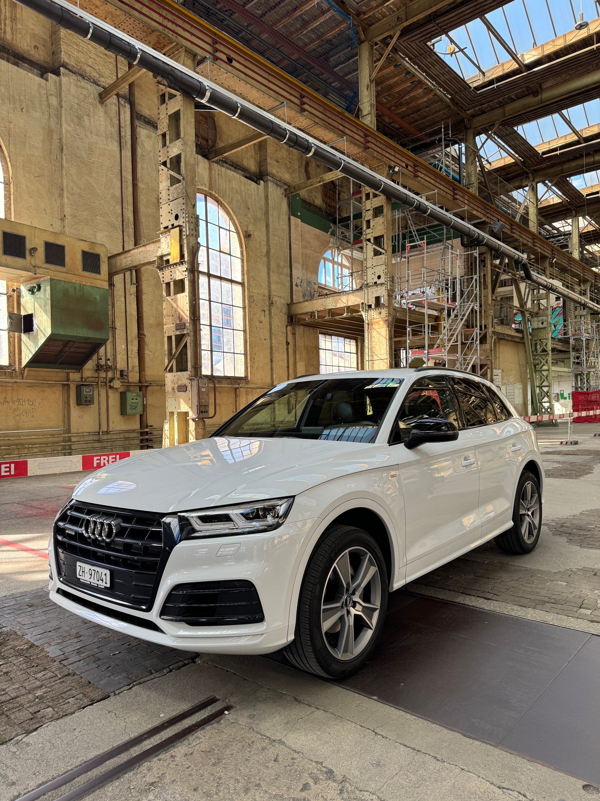 AUDI Q5 45 TFSI sport quattro S-tronic-image-0