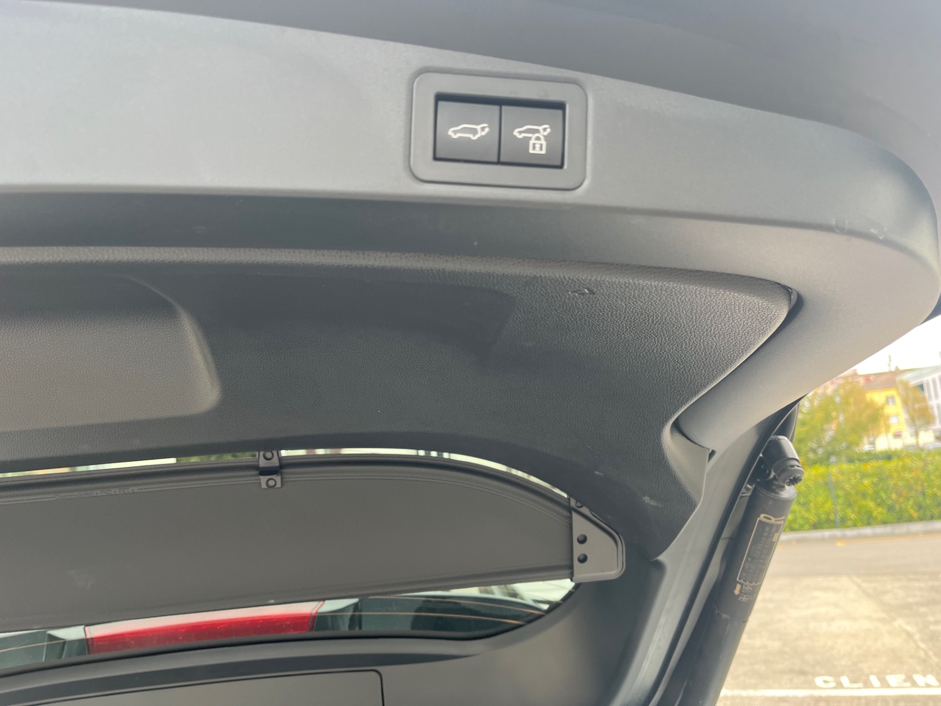 TOYOTA Corolla TS 2.0 HSD GR Sport e-CVT (incl. pack services)-image-20