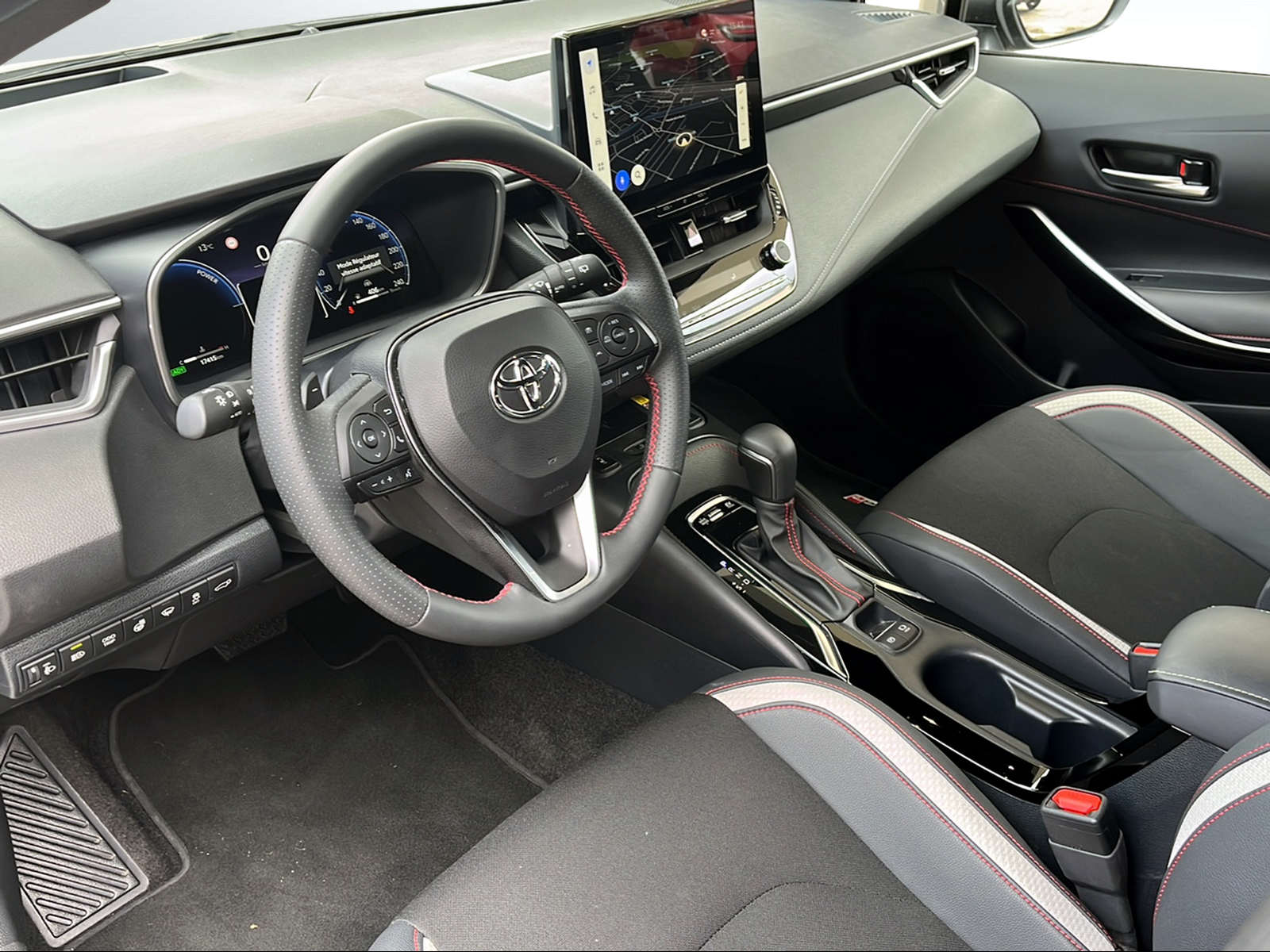TOYOTA Corolla TS 2.0 HSD GR Sport e-CVT (incl. pack services)-image-5