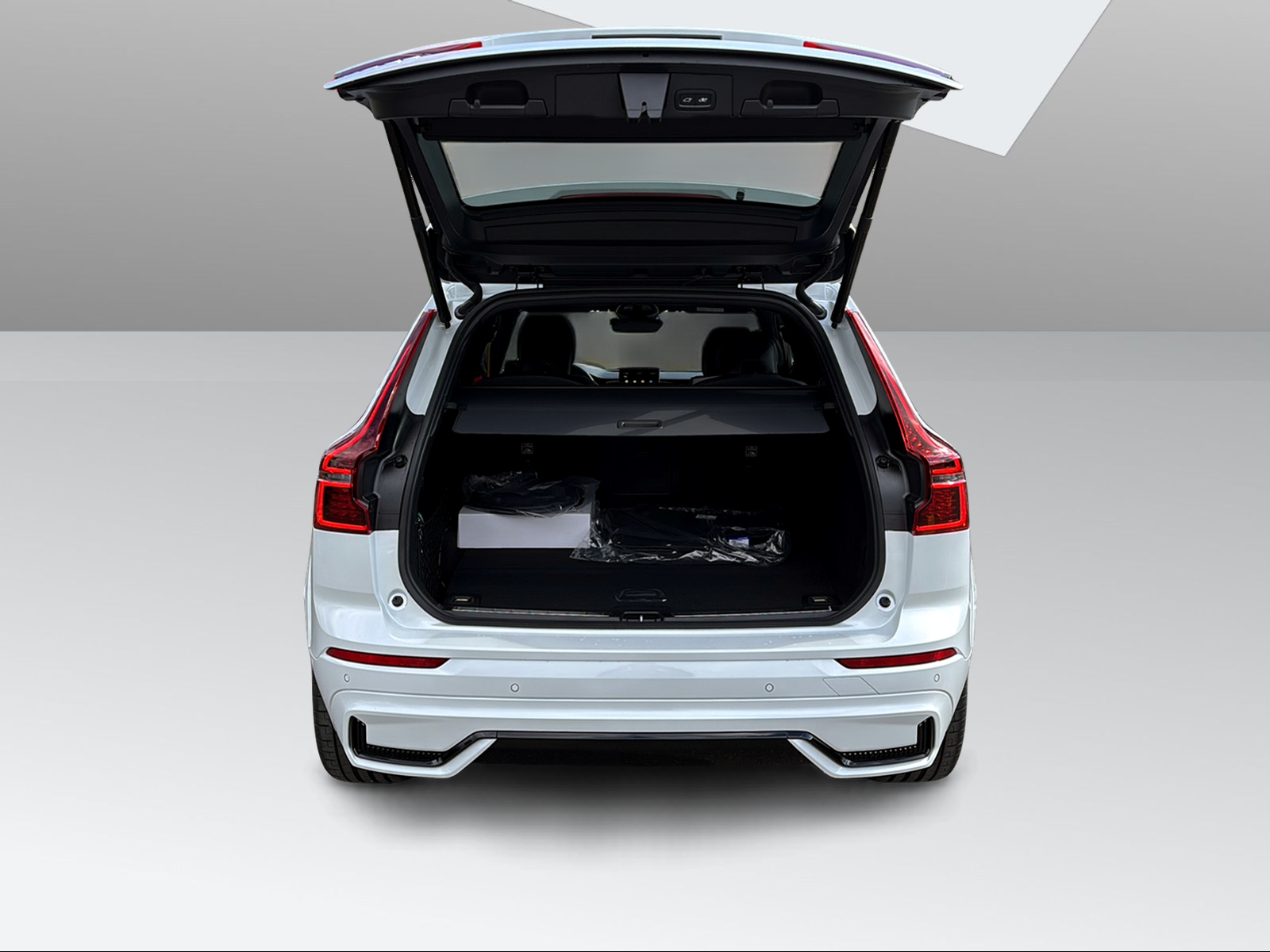 VOLVO XC60 T8 eAWD PluginHybrid Polestar Geartronic-image-13