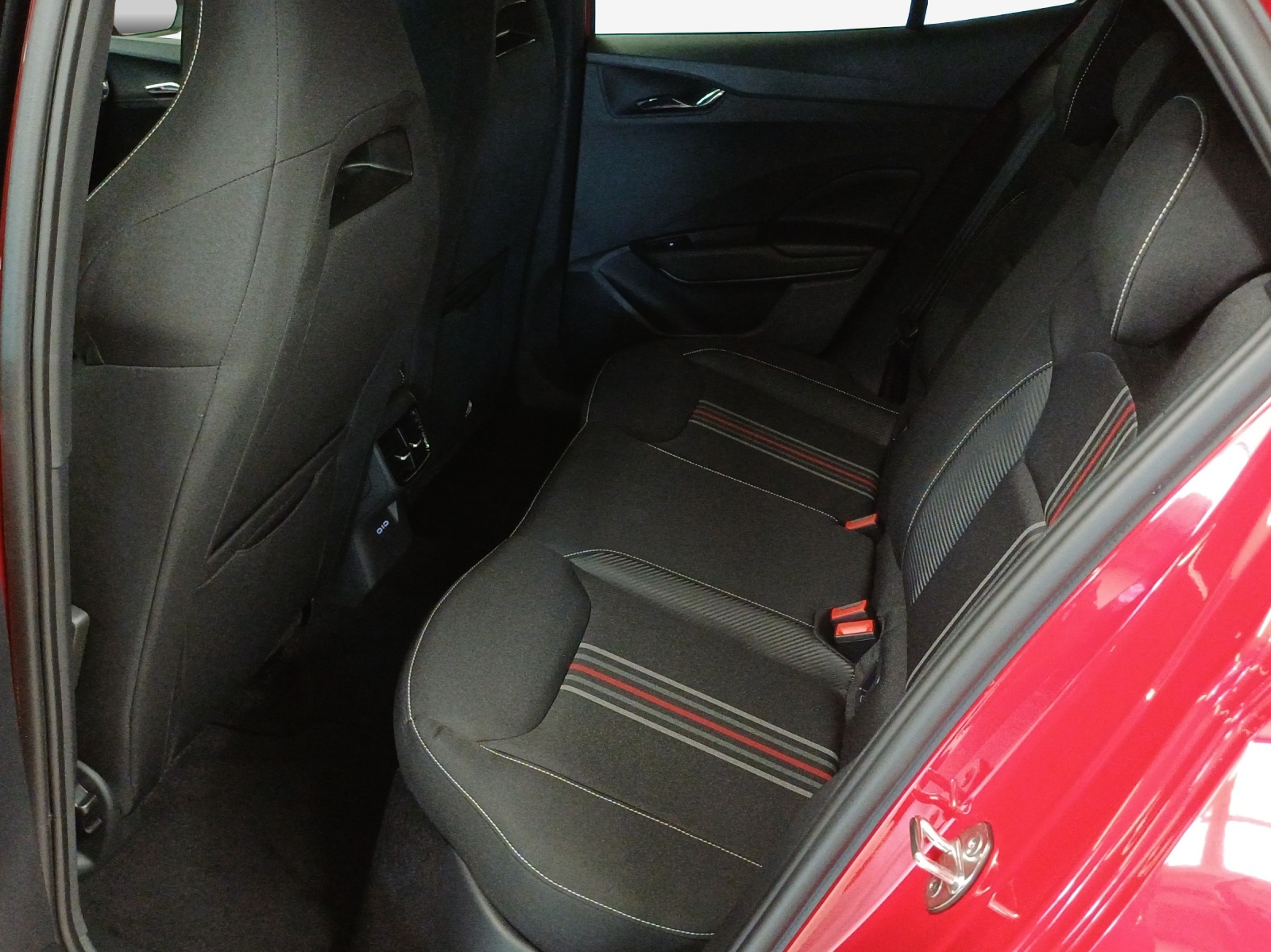 SKODA Fabia 1.5 TSI 130 DSG-image-11
