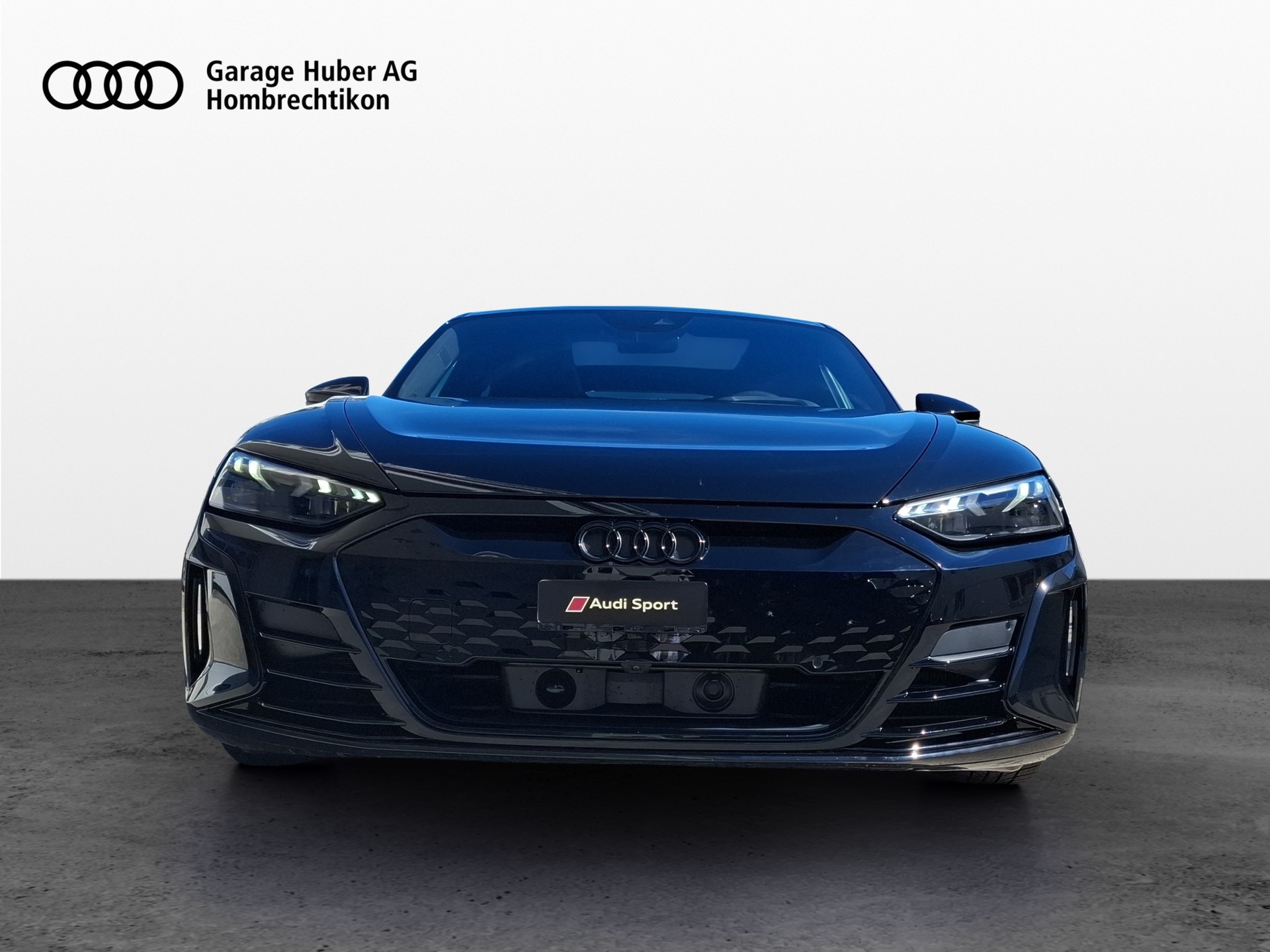 AUDI e-tron GT quattro-image-2