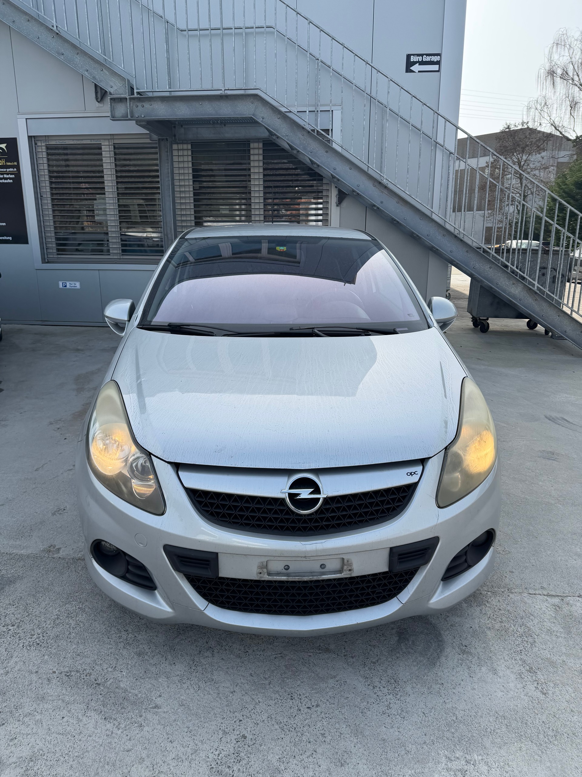 OPEL Corsa 1.6 Turbo OPC-image-1