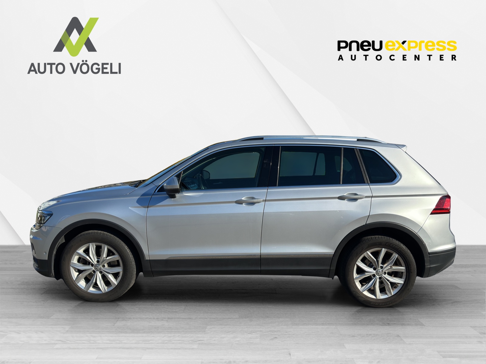 VW Tiguan 2.0 TSI Sound DSG-image-2