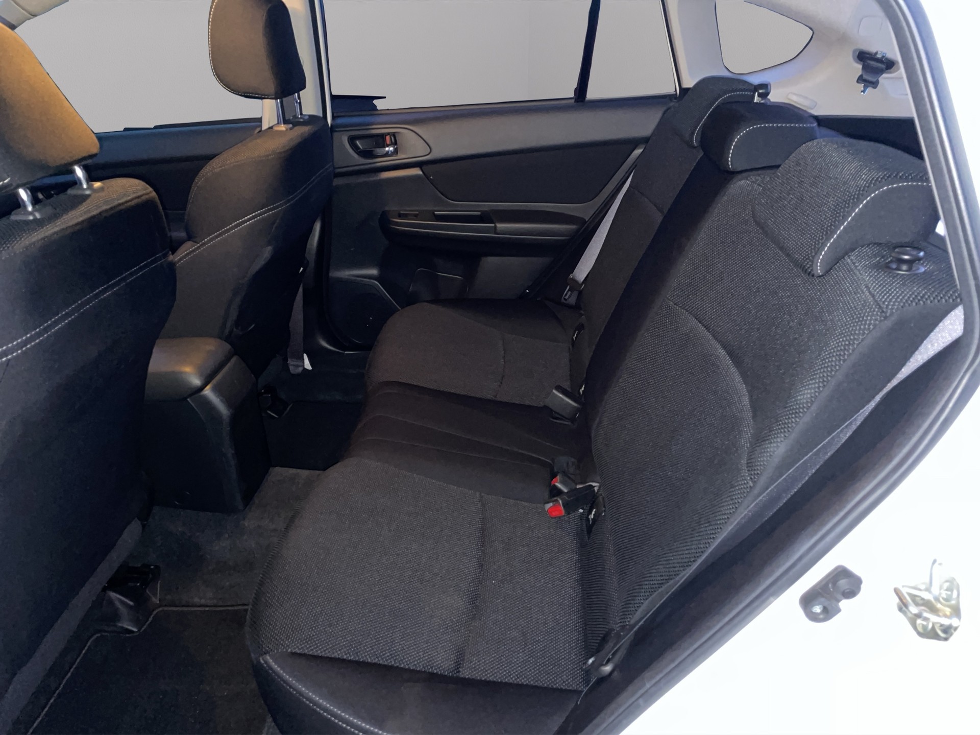SUBARU XV 2.0 Swiss Two AWD-image-12