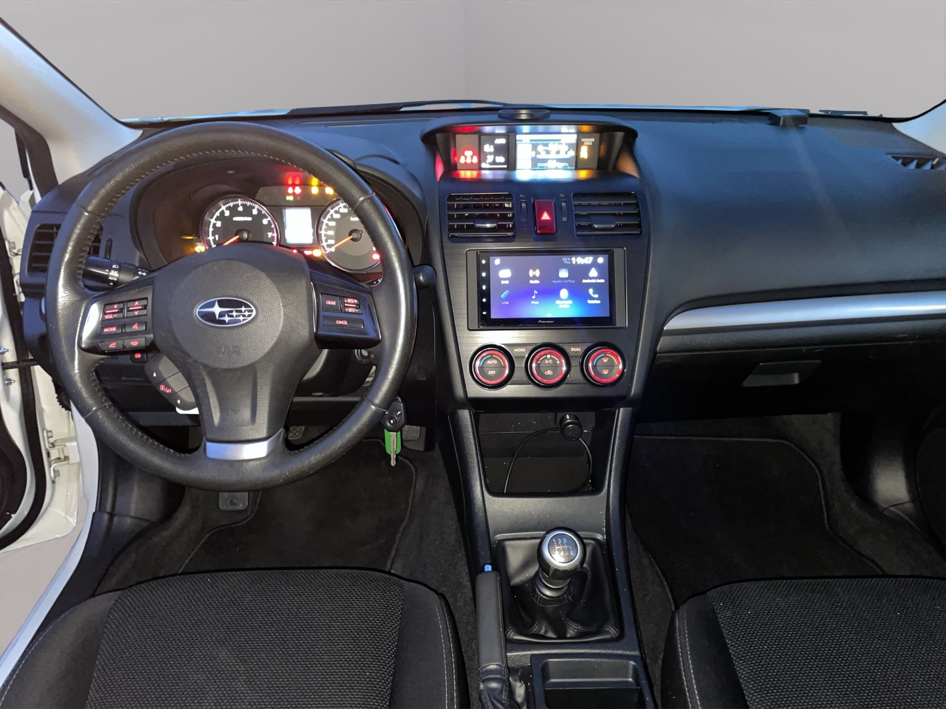SUBARU XV 2.0 Swiss Two AWD-image-13