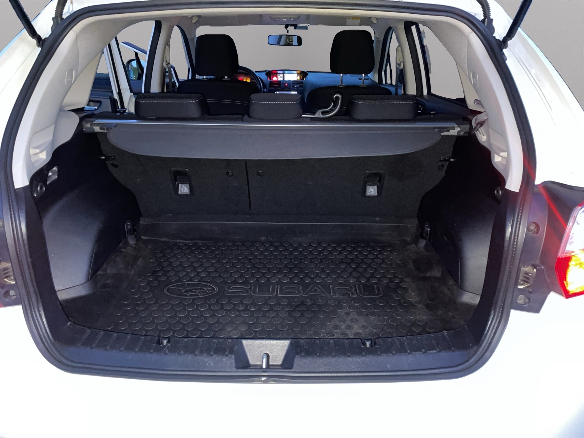 SUBARU XV 2.0 Swiss Two AWD-image-14