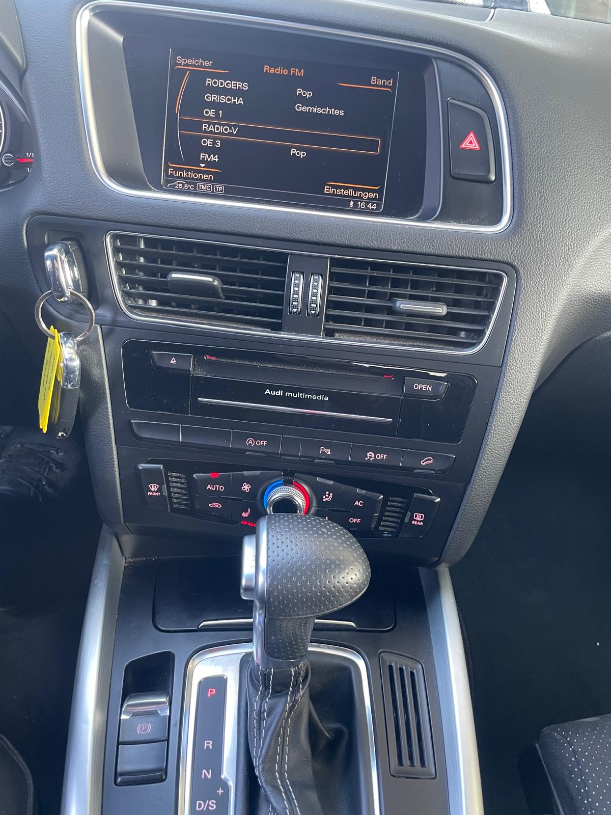 AUDI Q5 2.0 TDI quattro S-tronic-image-7