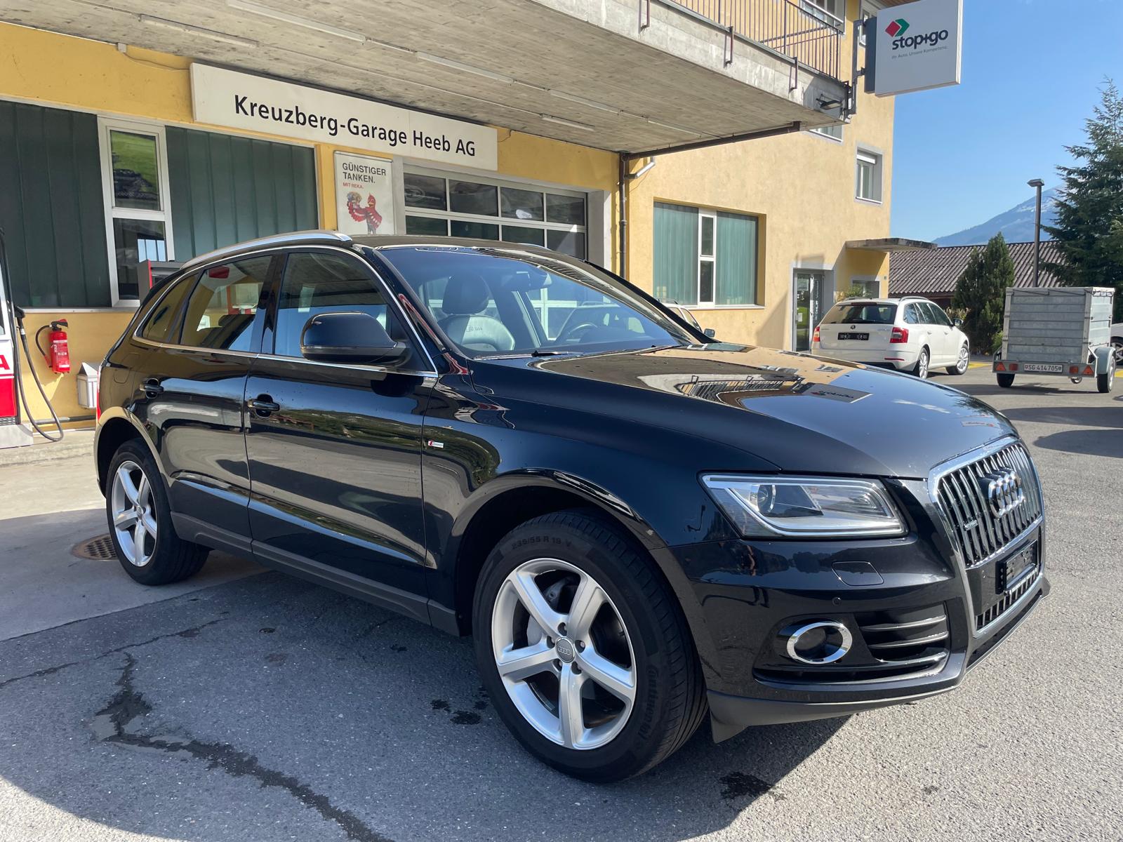 AUDI Q5 2.0 TDI quattro S-tronic-image-2