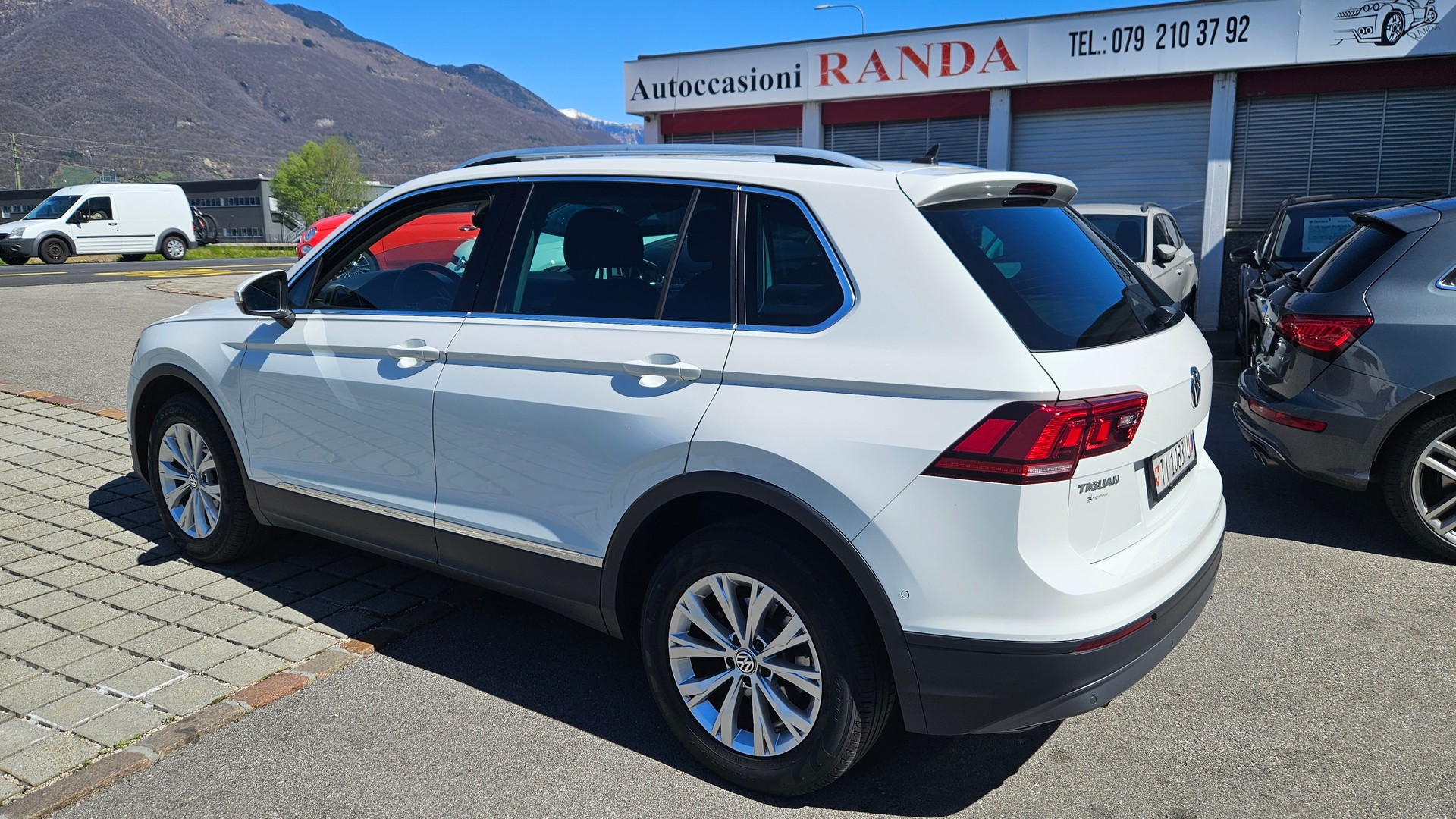 VW Tiguan 1.4TSI Comfortline 4Motion DSG-image-4