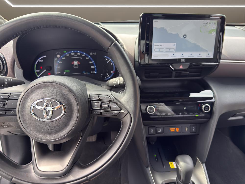 TOYOTA YARIS Cross 1.5 VVT-i HSD-image-9