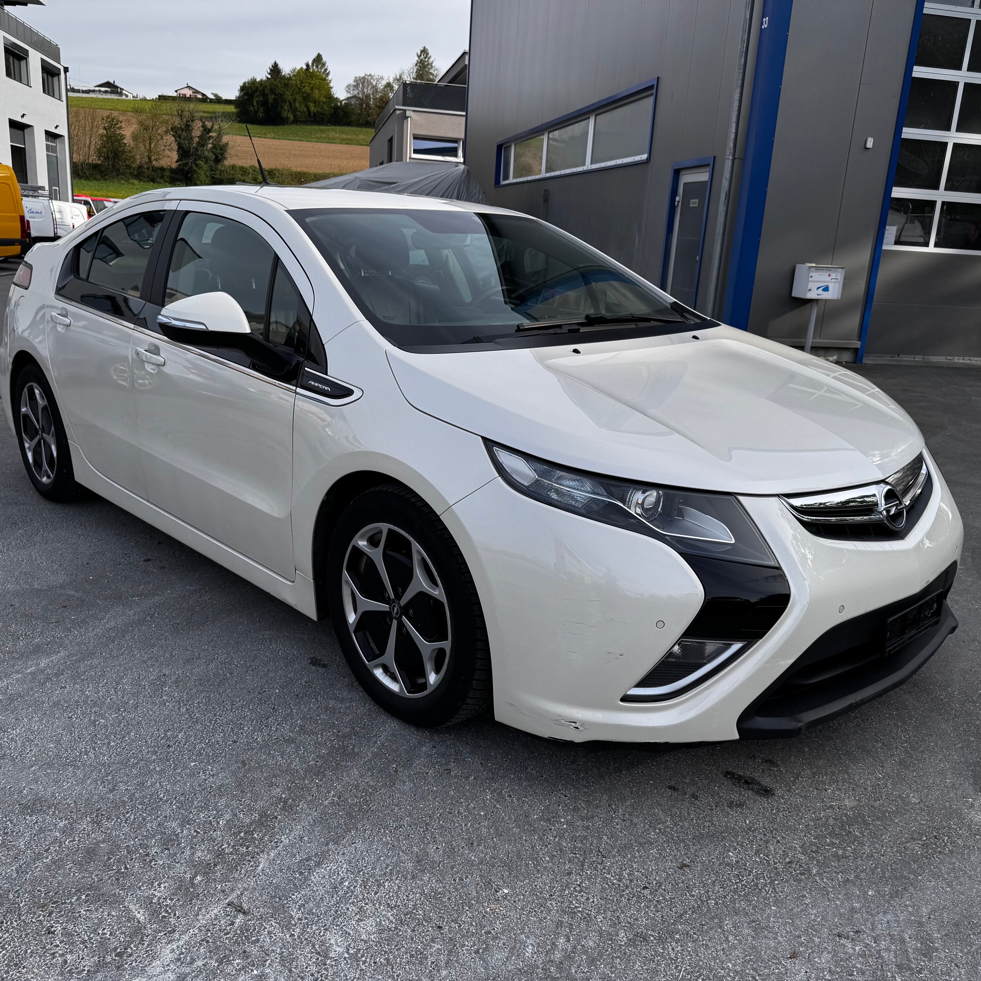 OPEL Ampera E-REV-image-2