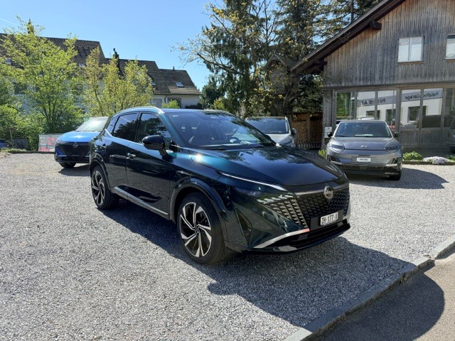 NISSAN Qashqai 1.3 DIG-T Tekna+ 4x4-image-4