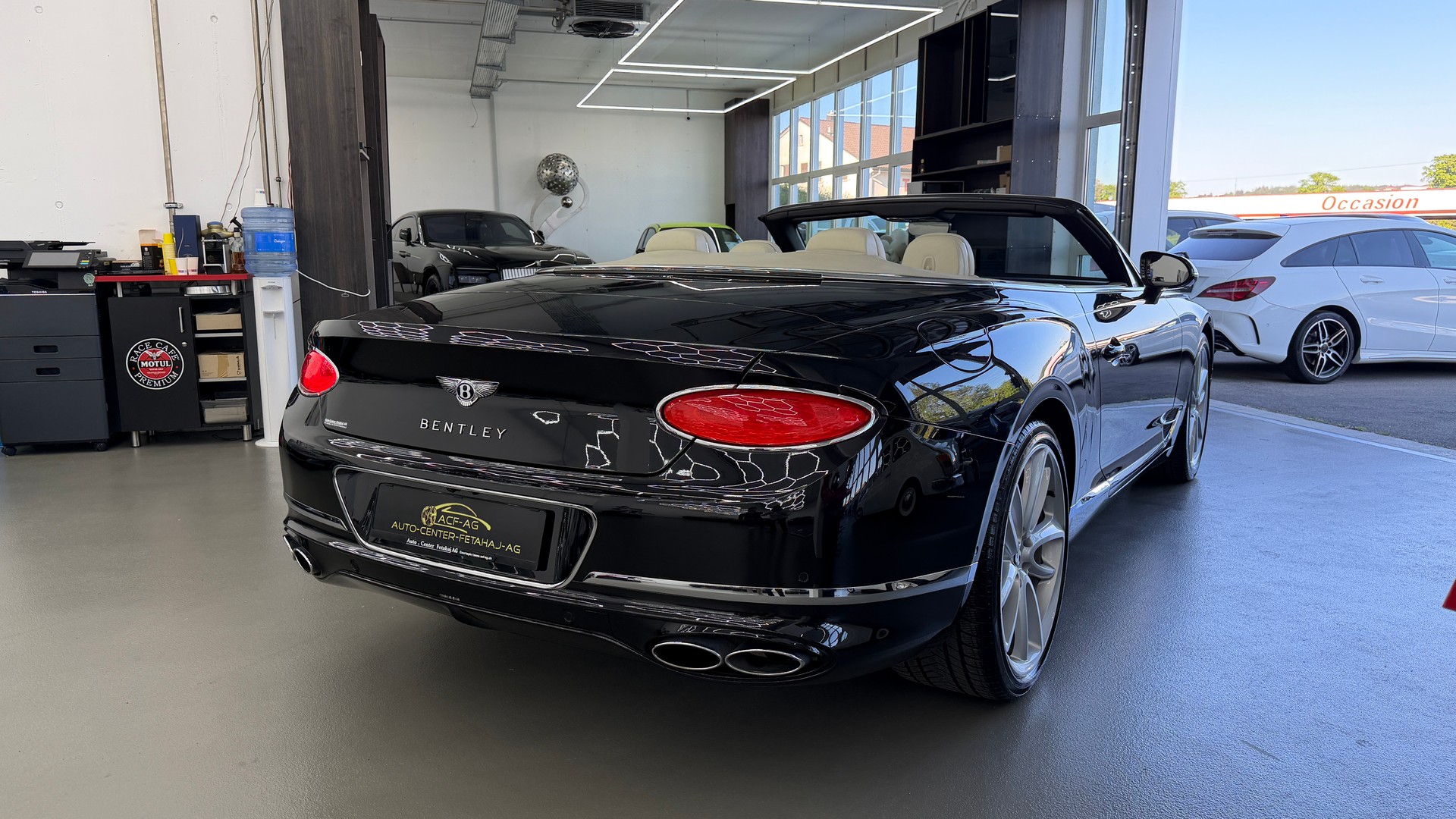 BENTLEY Continental GTC 4.0 V8-image-3