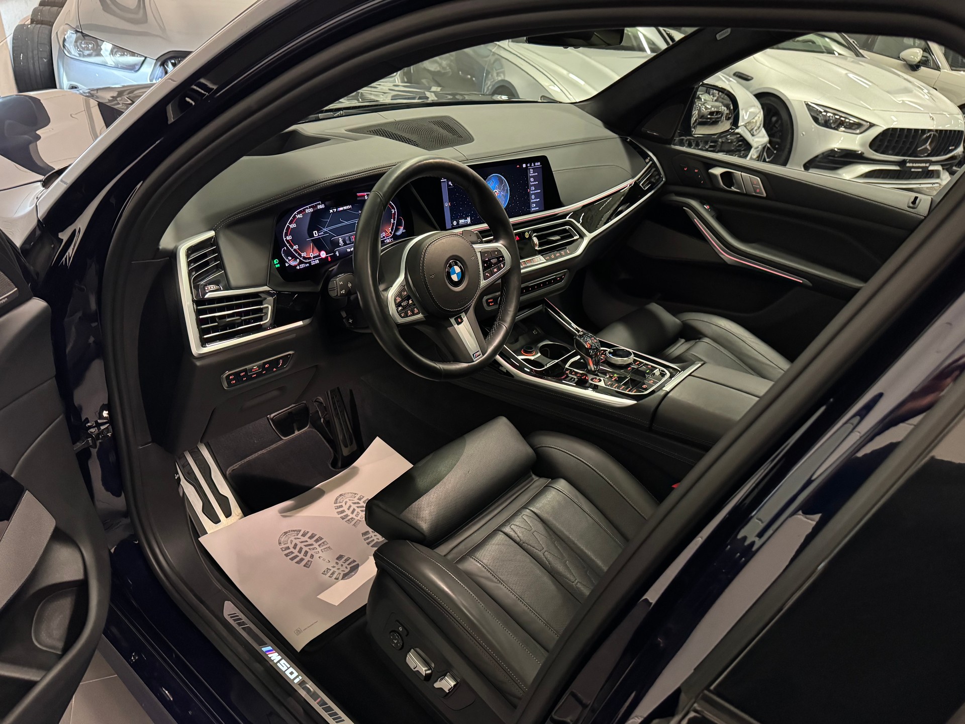 BMW X7 xDrive M50i Steptronic-image-14