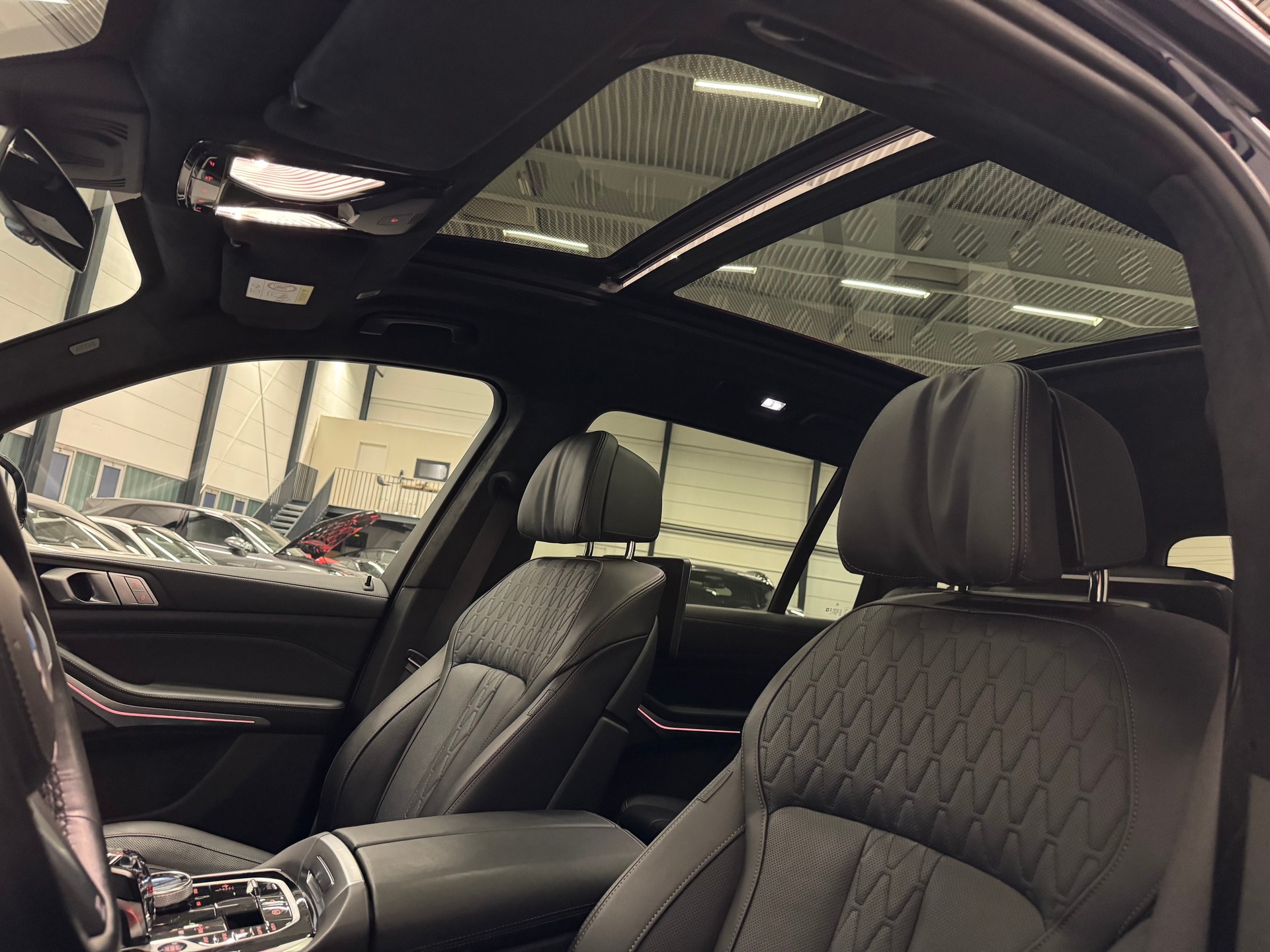 BMW X7 xDrive M50i Steptronic-image-16
