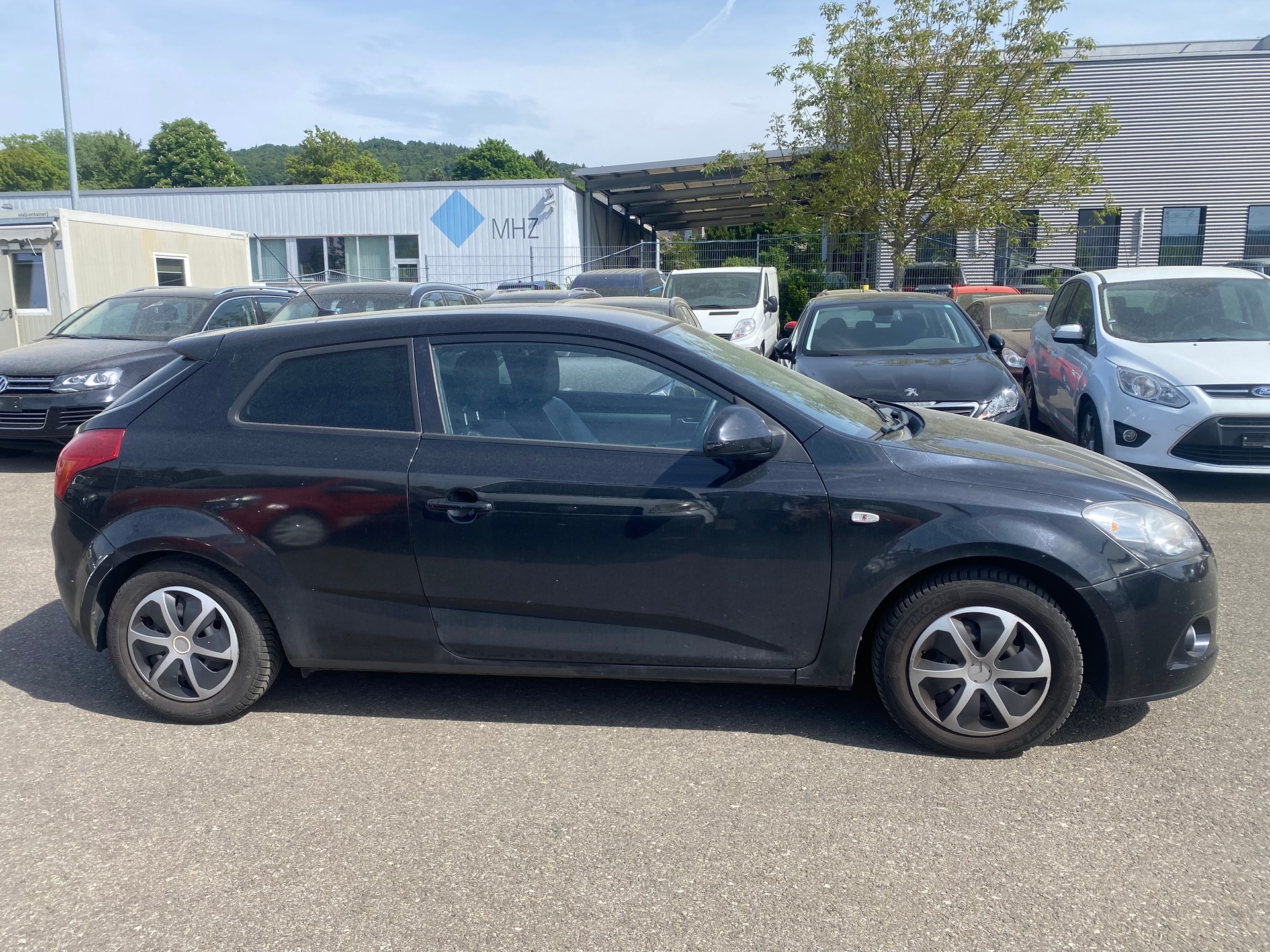 KIA Pro_Cee'd 2.0 16V Sport Automatic-image-3