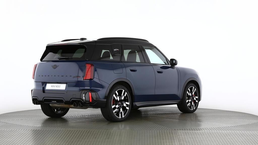MINI John Cooper Works Countryman ALL4-image-3