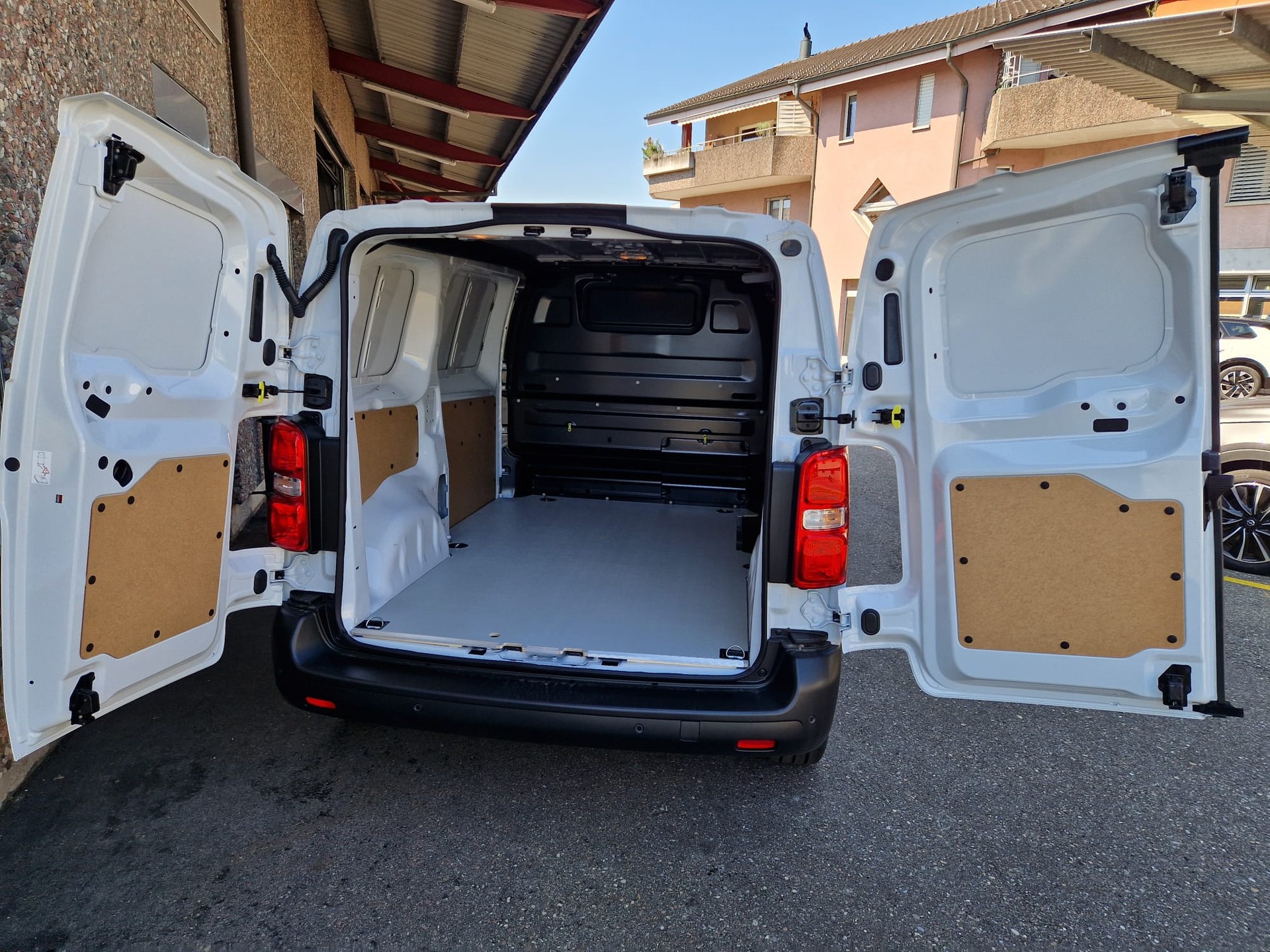 OPEL Vivaro Cargo 1.5 D s/s M-image-6