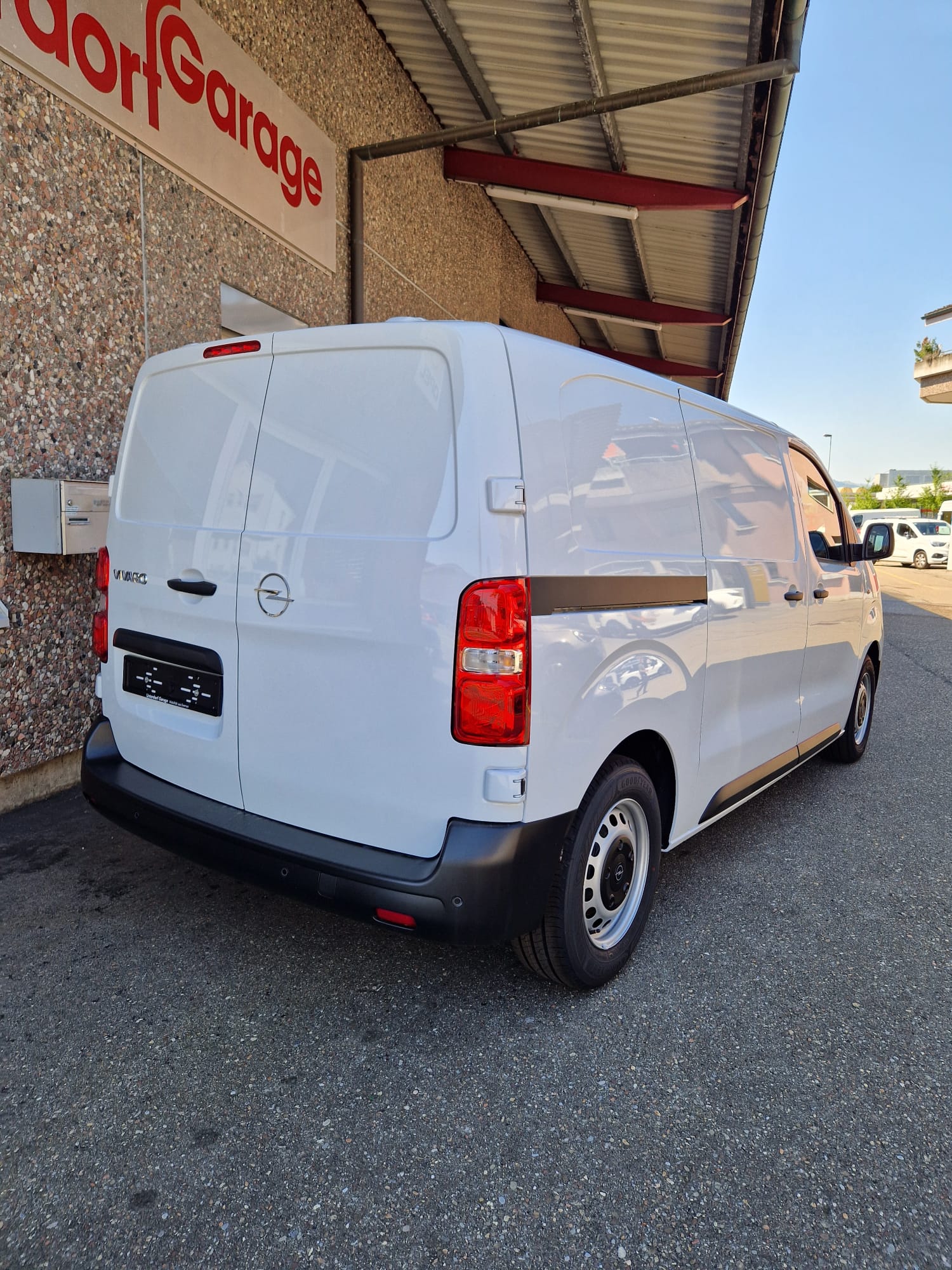 OPEL Vivaro Cargo 1.5 D s/s M-image-5