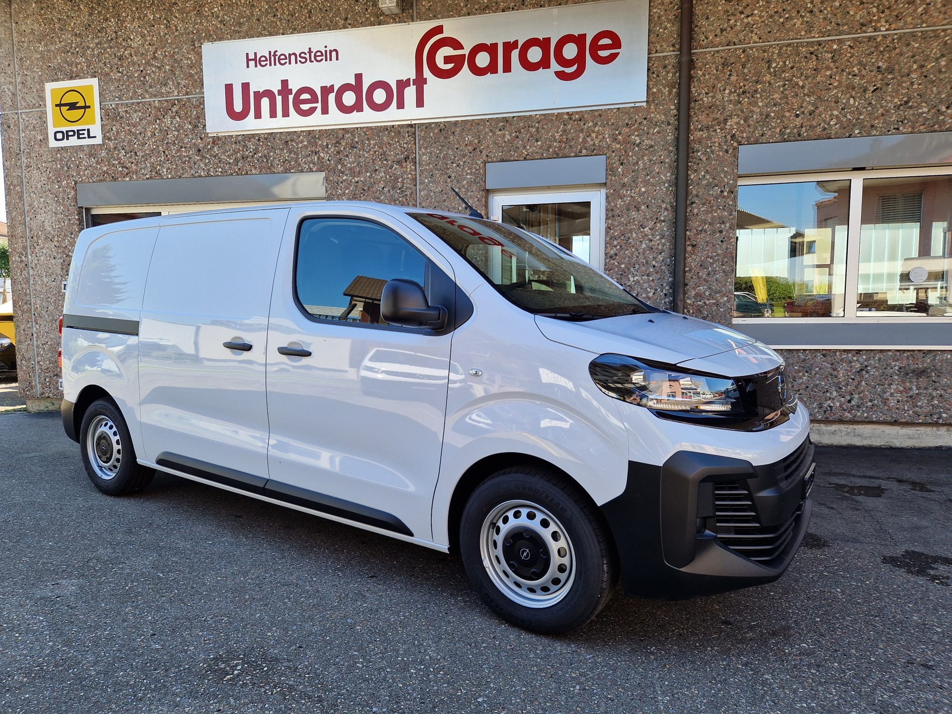OPEL Vivaro Cargo 1.5 D s/s M-image-1