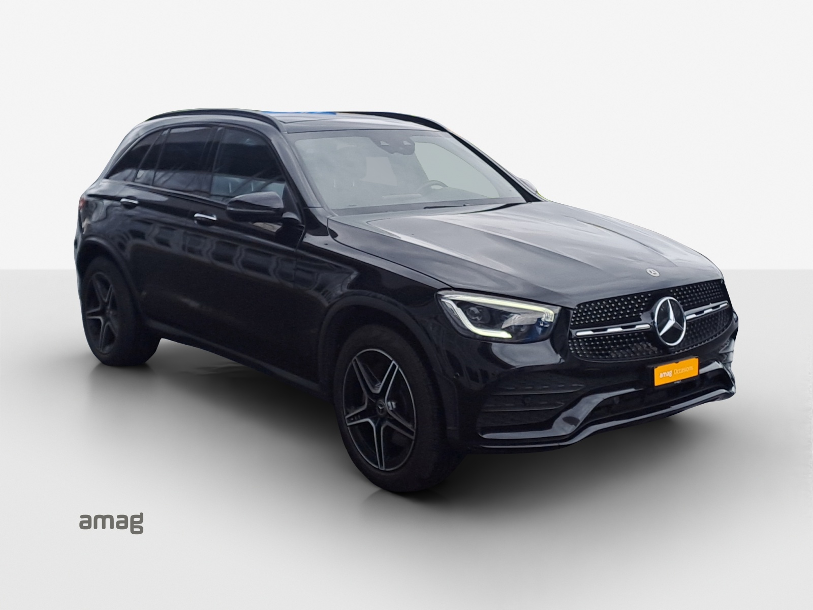 MERCEDES-BENZ GLC 300 AMG Line 4Matic 9G-Tronic-image-5