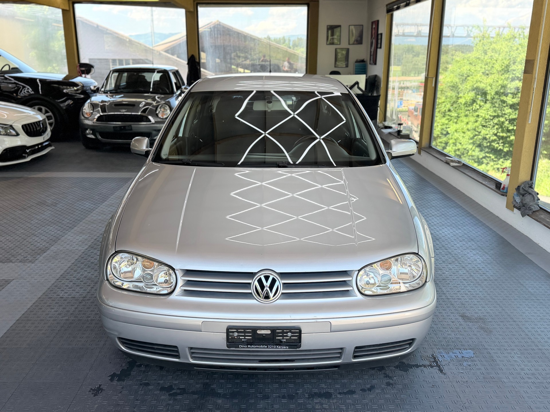 VW Golf 1.8 T GTI-image-1