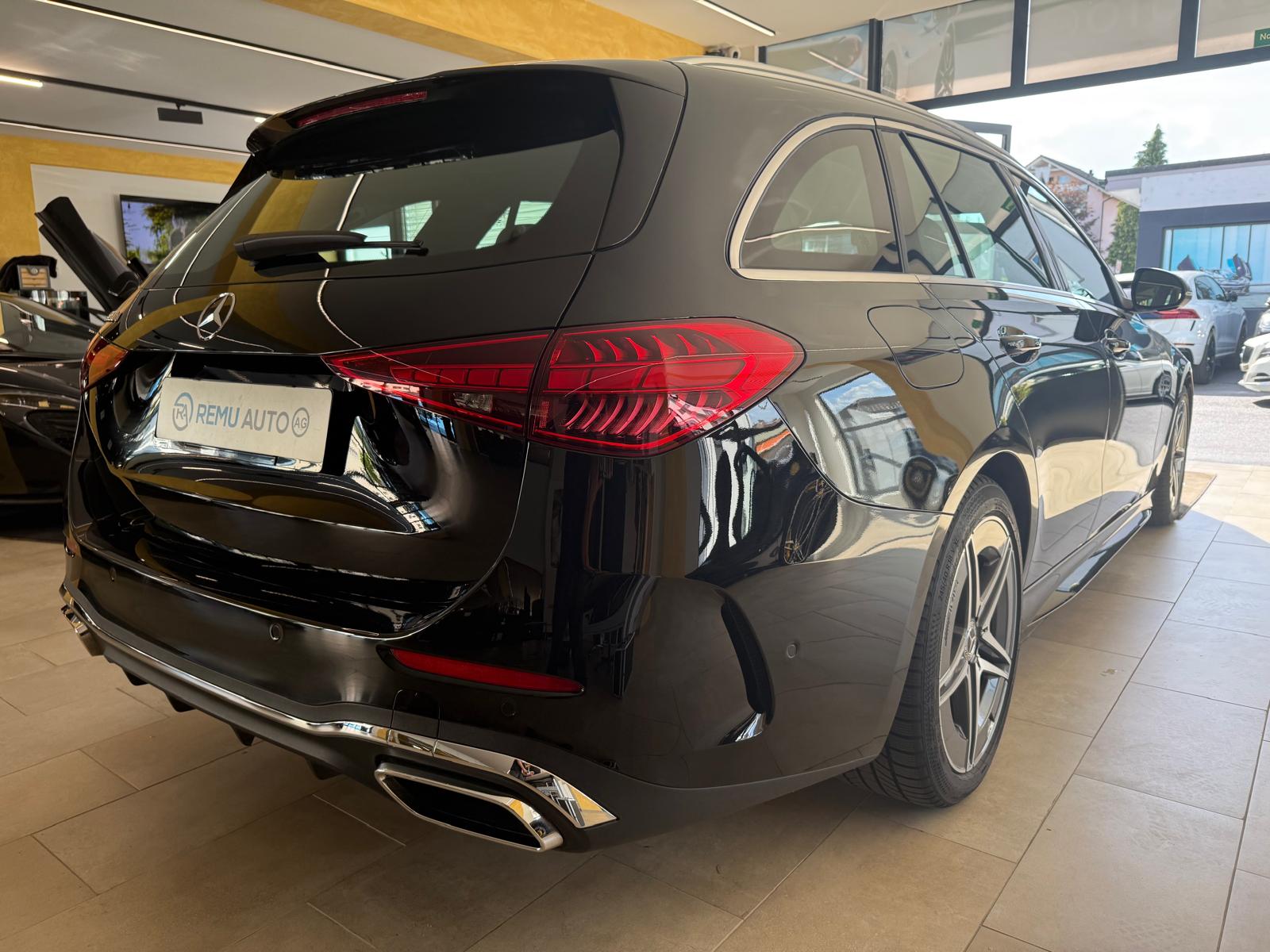 MERCEDES-BENZ C 220 d T AMG Line-image-2