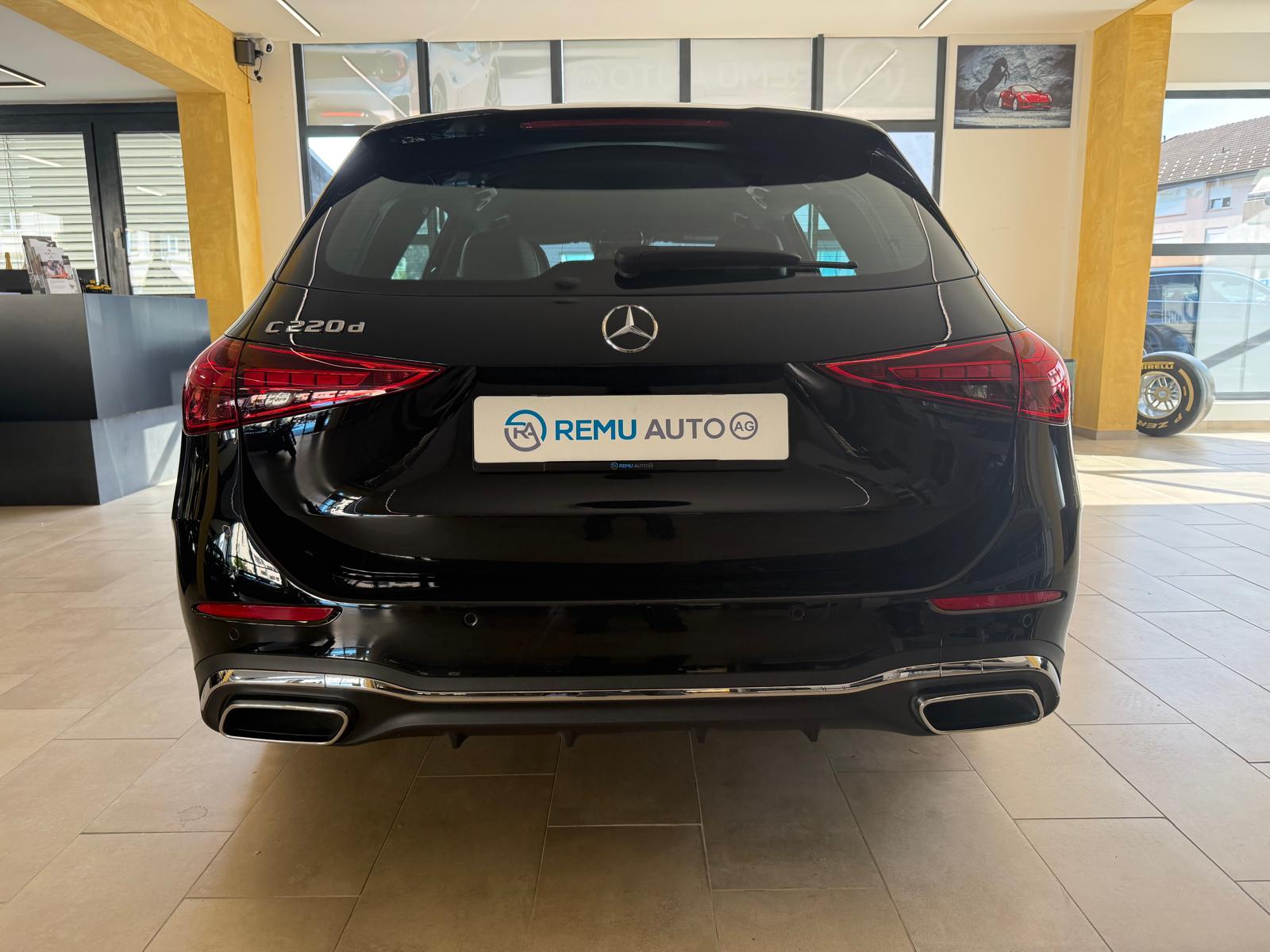 MERCEDES-BENZ C 220 d T AMG Line-image-3