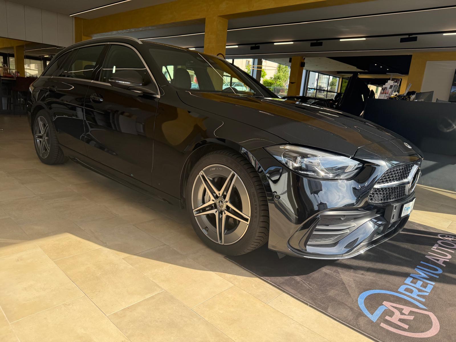 MERCEDES-BENZ C 220 d T AMG Line-image-0