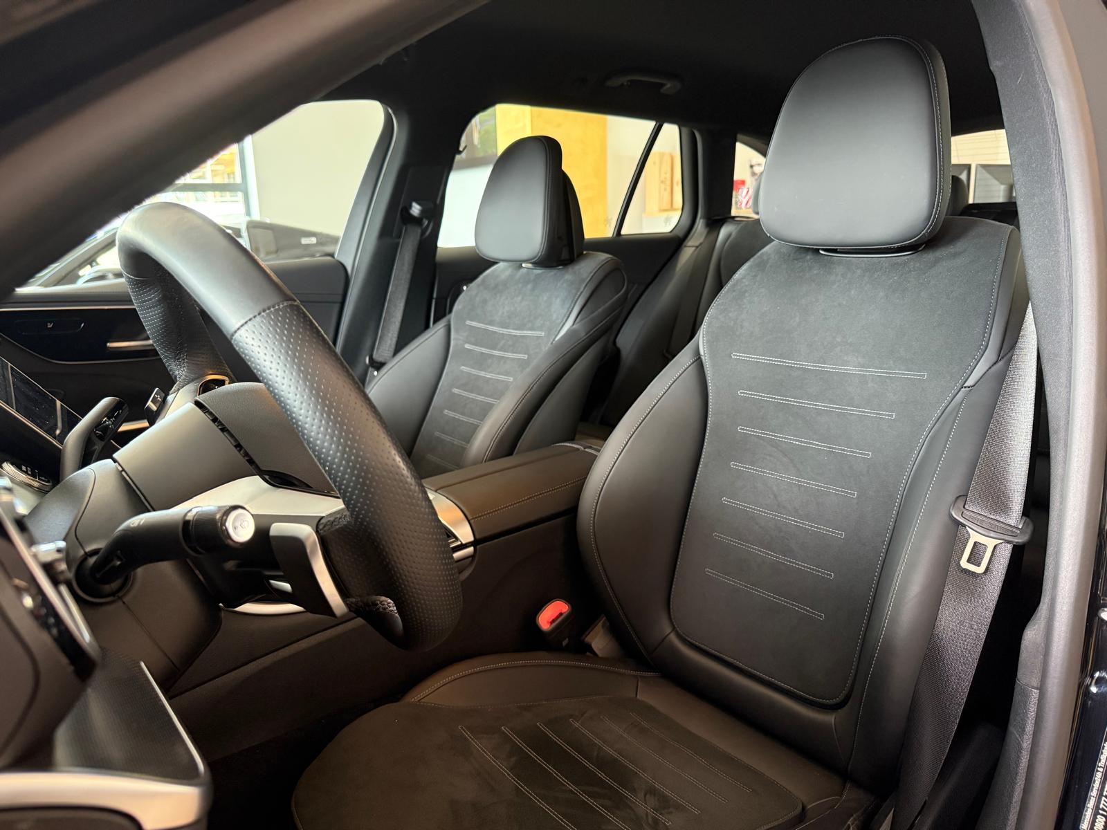 MERCEDES-BENZ C 220 d AMG Line Advance-image-11
