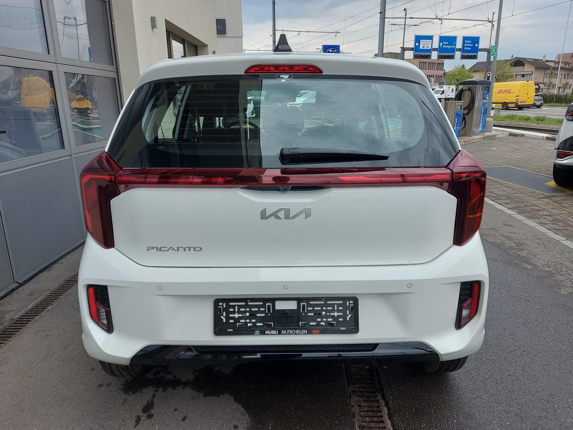 KIA Picanto 1.0 GDi First Edition-image-8