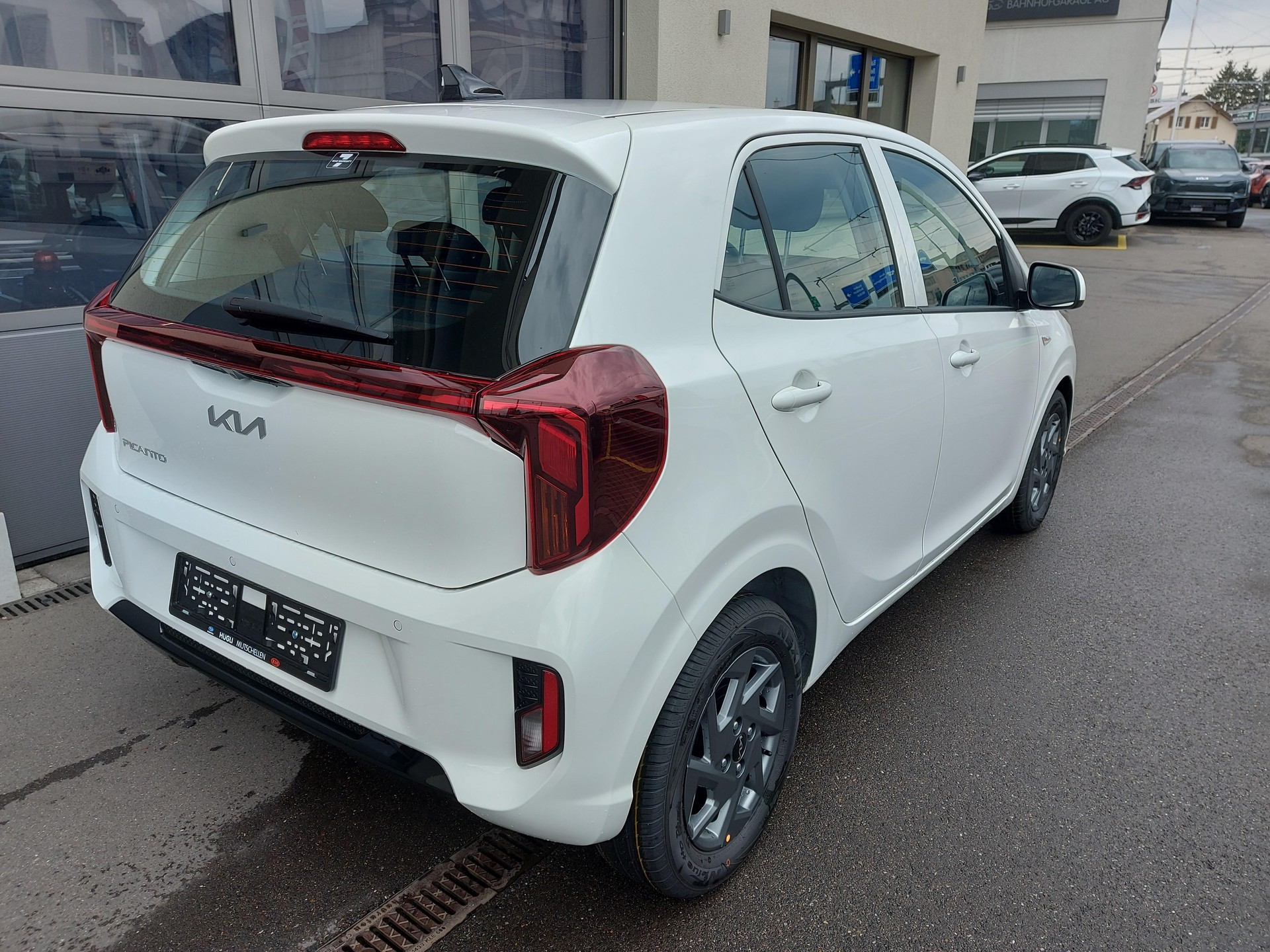 KIA Picanto 1.0 GDi First Edition-image-6