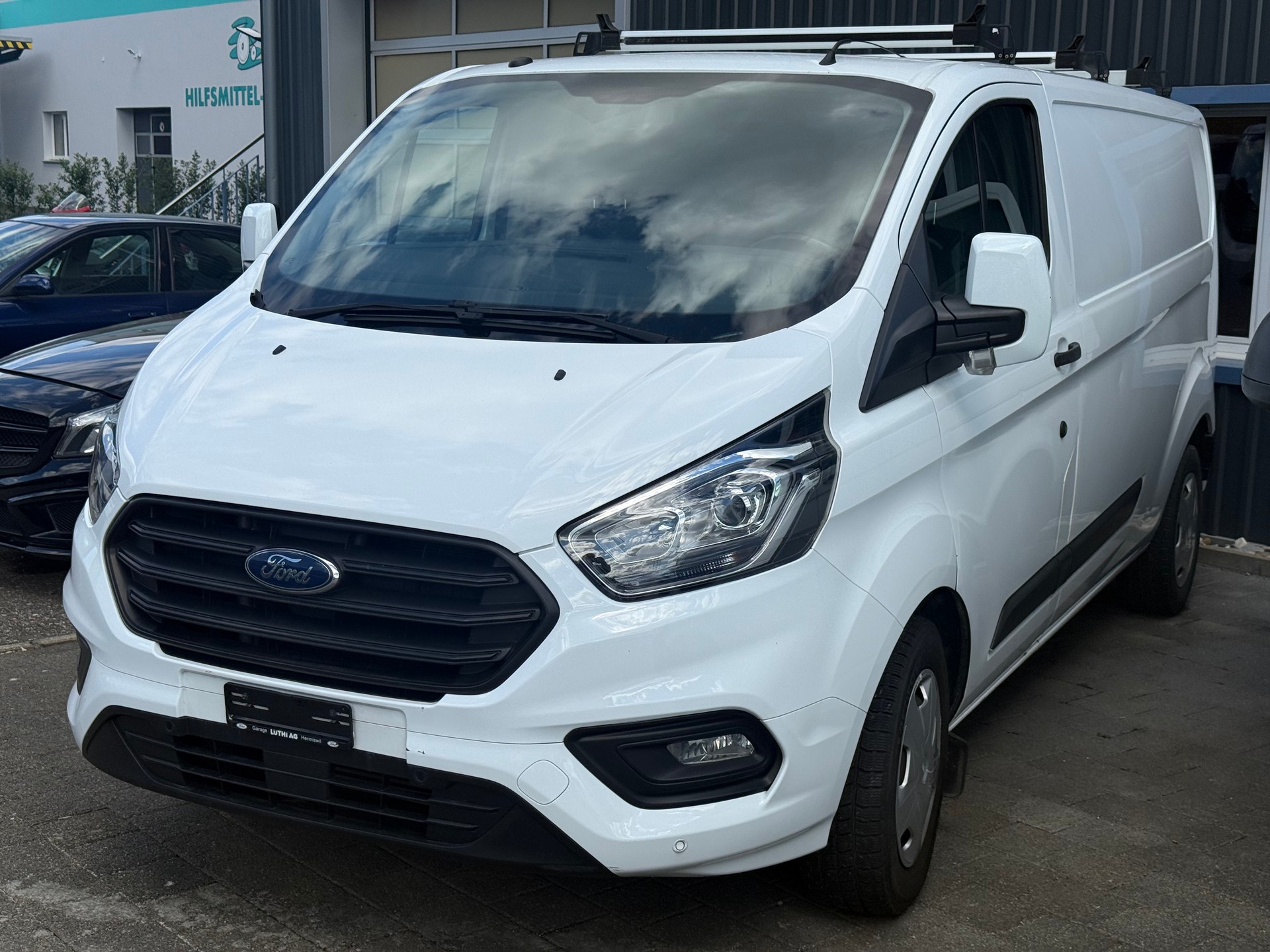 FORD Transit Custom Van 320 L2H1 Trend-image-1