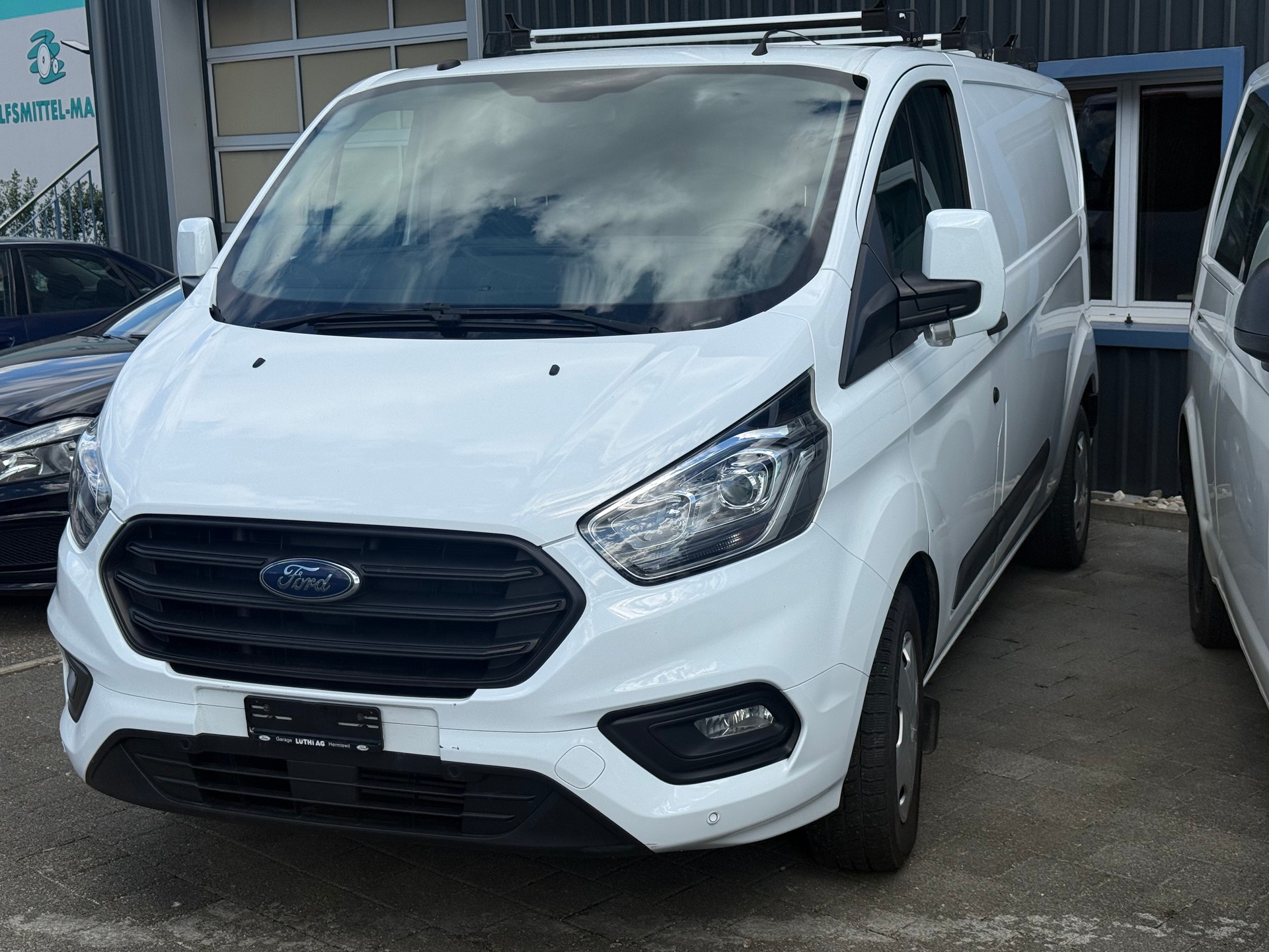 FORD Transit Custom Van 320 L2H1 Trend-image-4