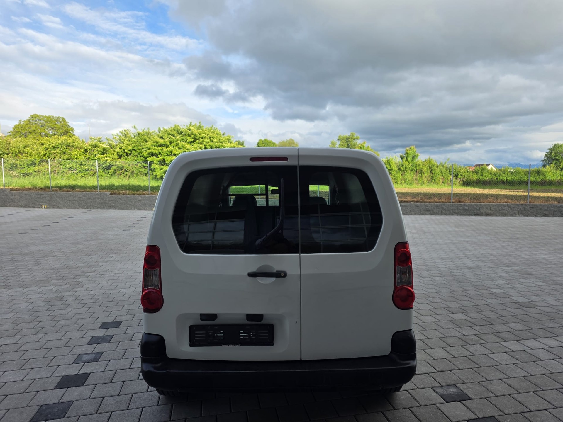 CITROEN Berlingo 1.6i 600-image-8