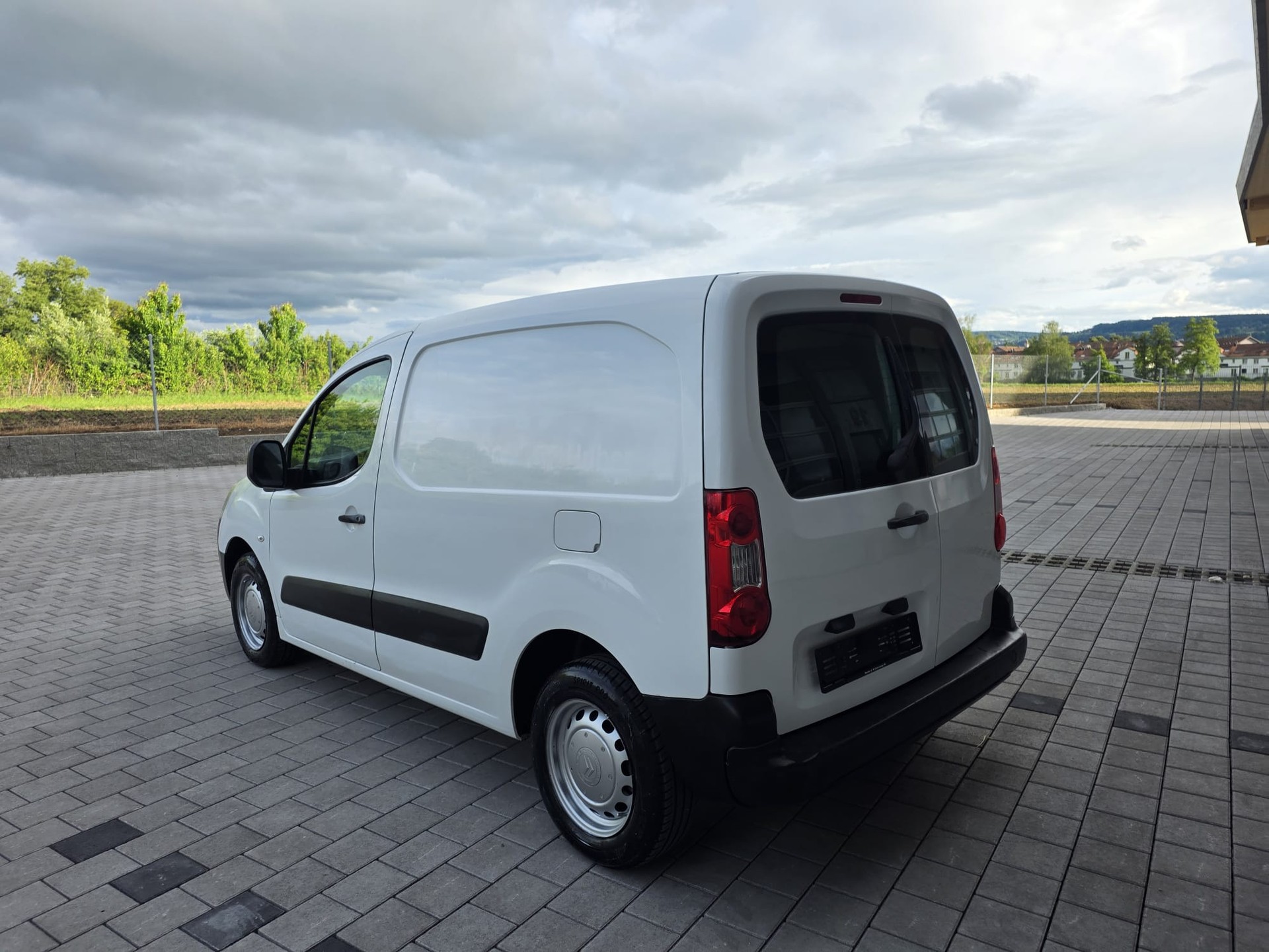CITROEN Berlingo 1.6i 600-image-7