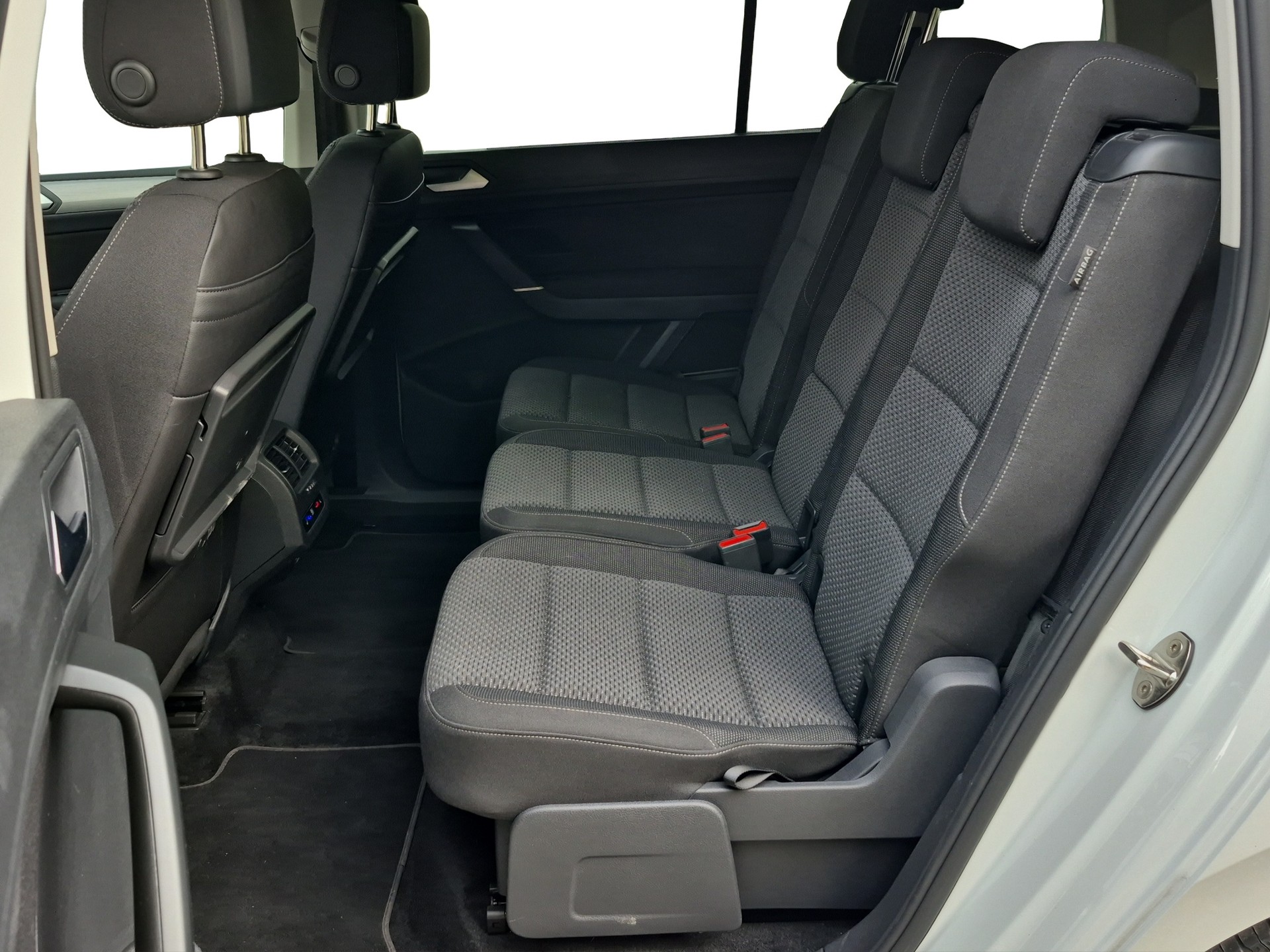 VW Touran 2.0 TDI BlueMotion Technology Comfortline DSG *7-Plätzer, Anhängerkupplung*-image-11