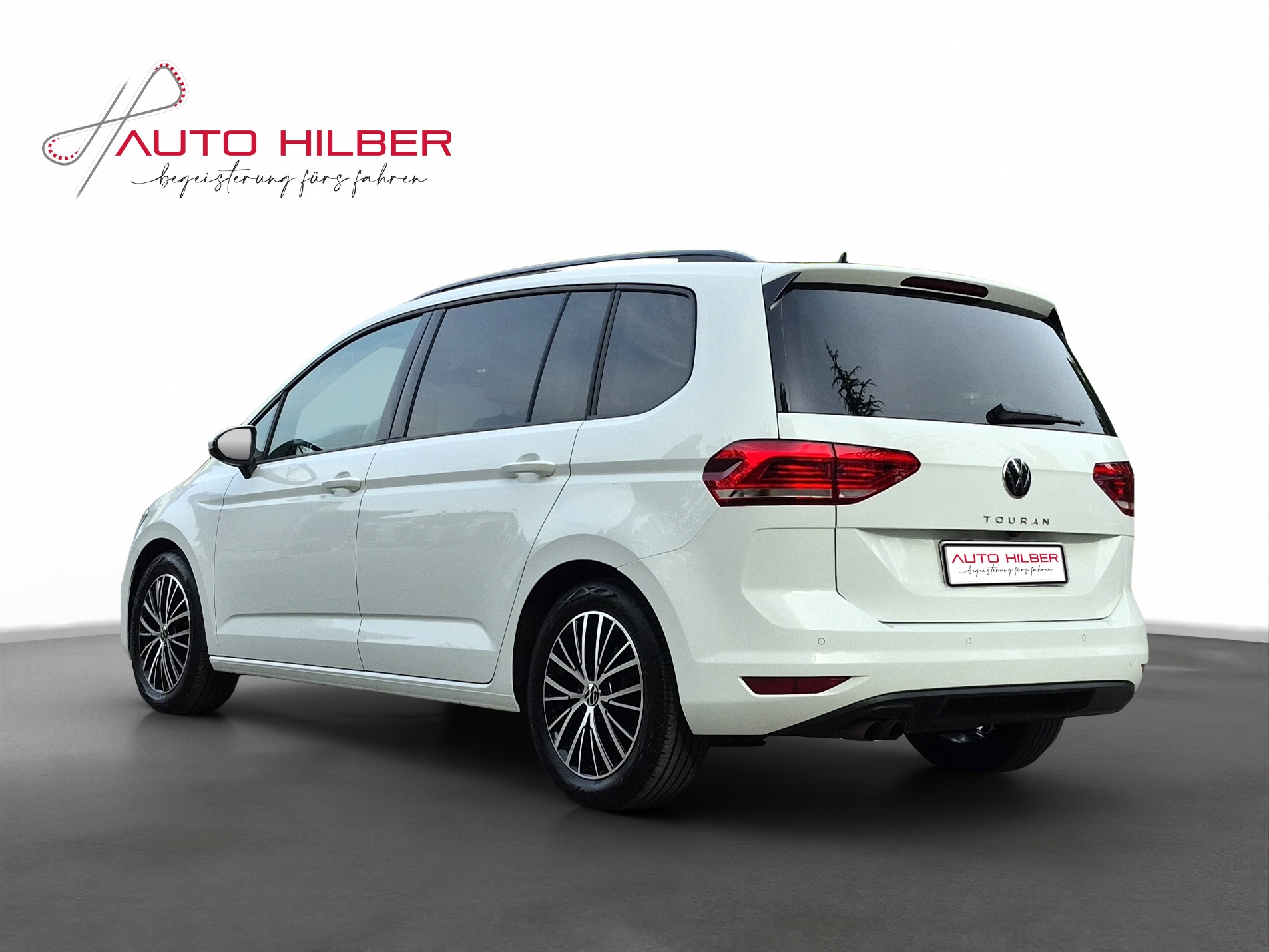 VW Touran 2.0 TDI BlueMotion Technology Comfortline DSG *7-Plätzer, Anhängerkupplung*-image-4