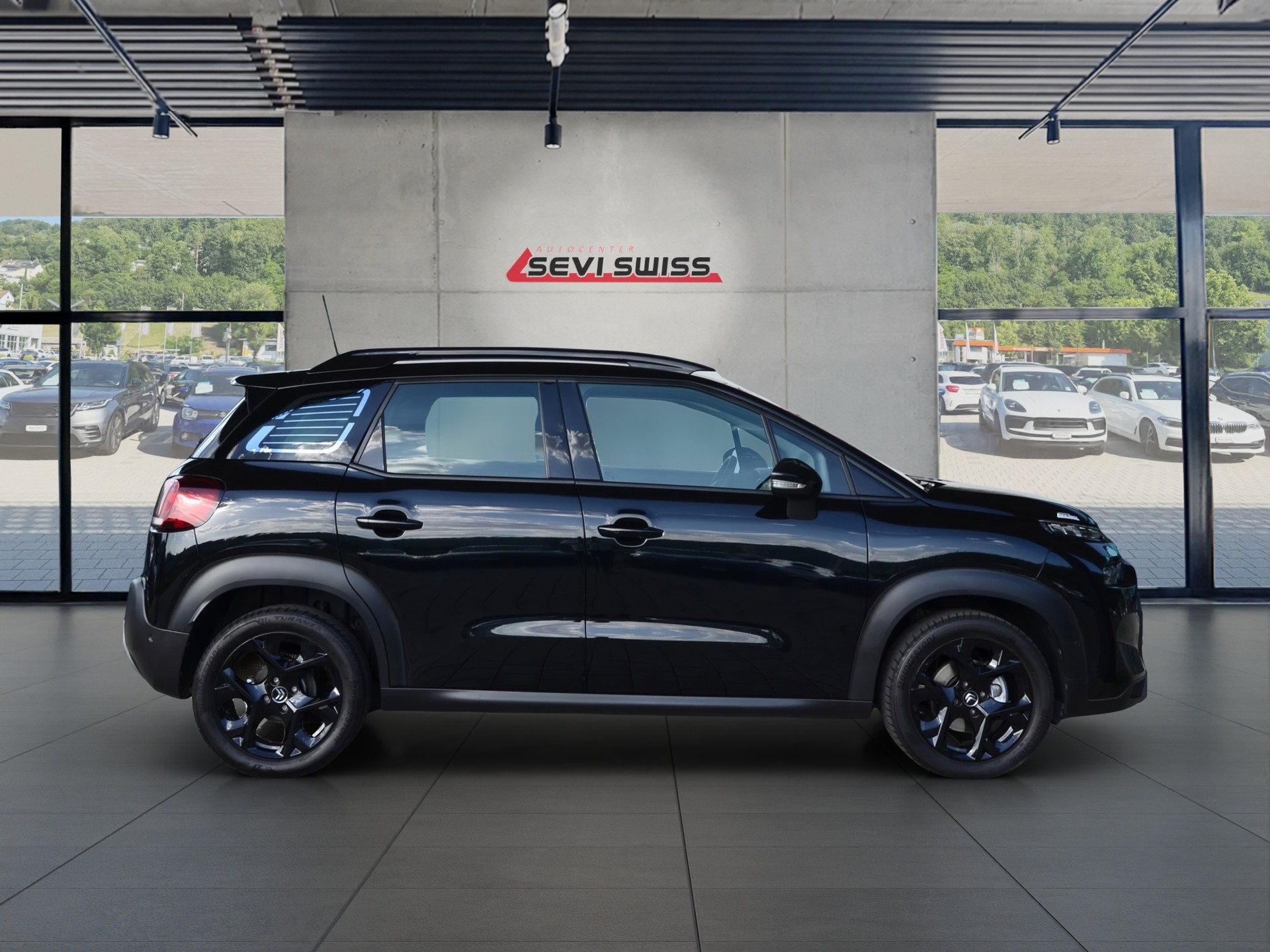 CITROEN C3 Aircross 1.2i PureTech Shine*Frisch ab MFK,1 Jahr oder 20000km Garantie auf Motor und Getriebe*-image-1