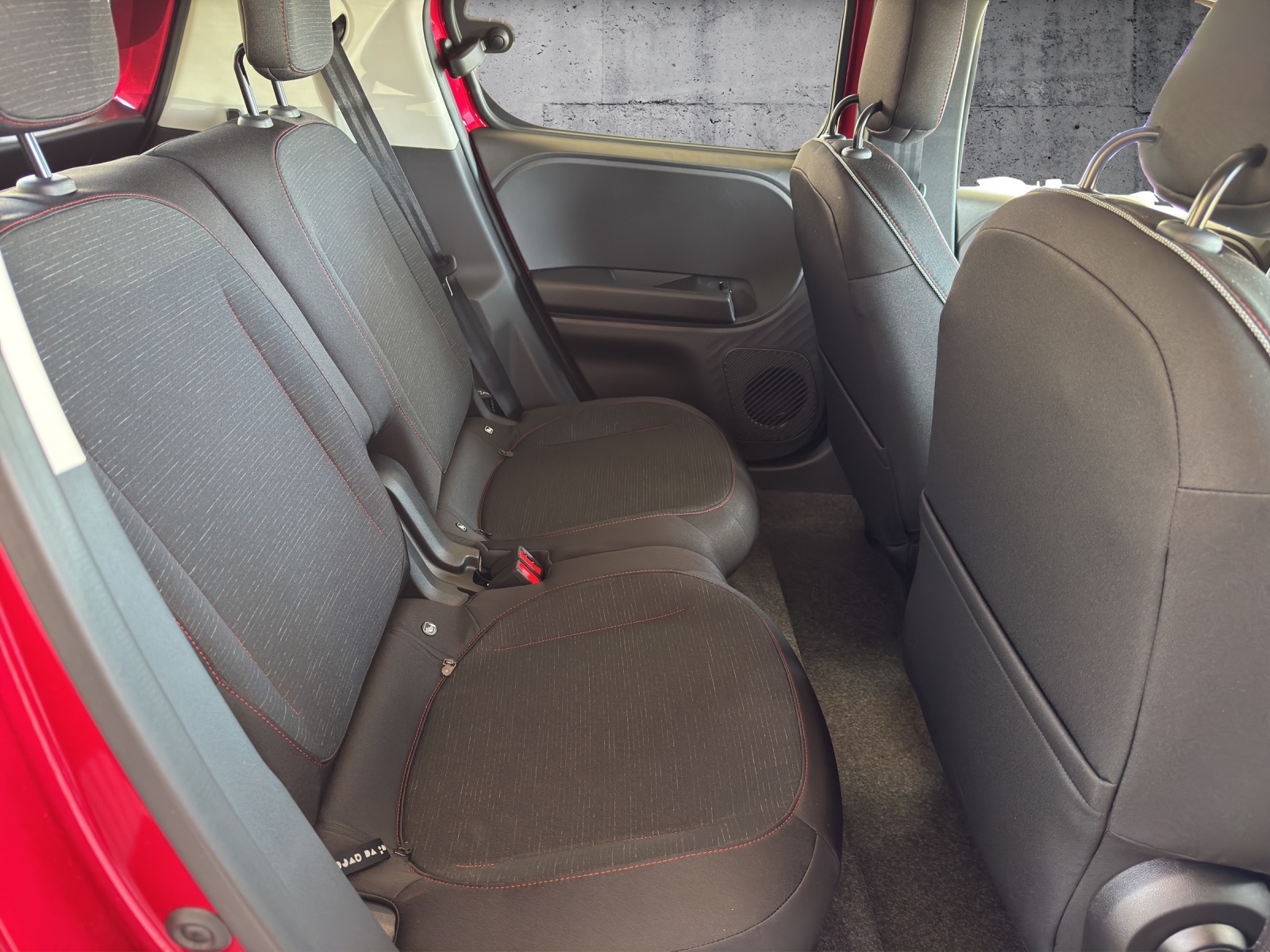 RENAULT Twingo E-Tech 27kWh Techno-image-25