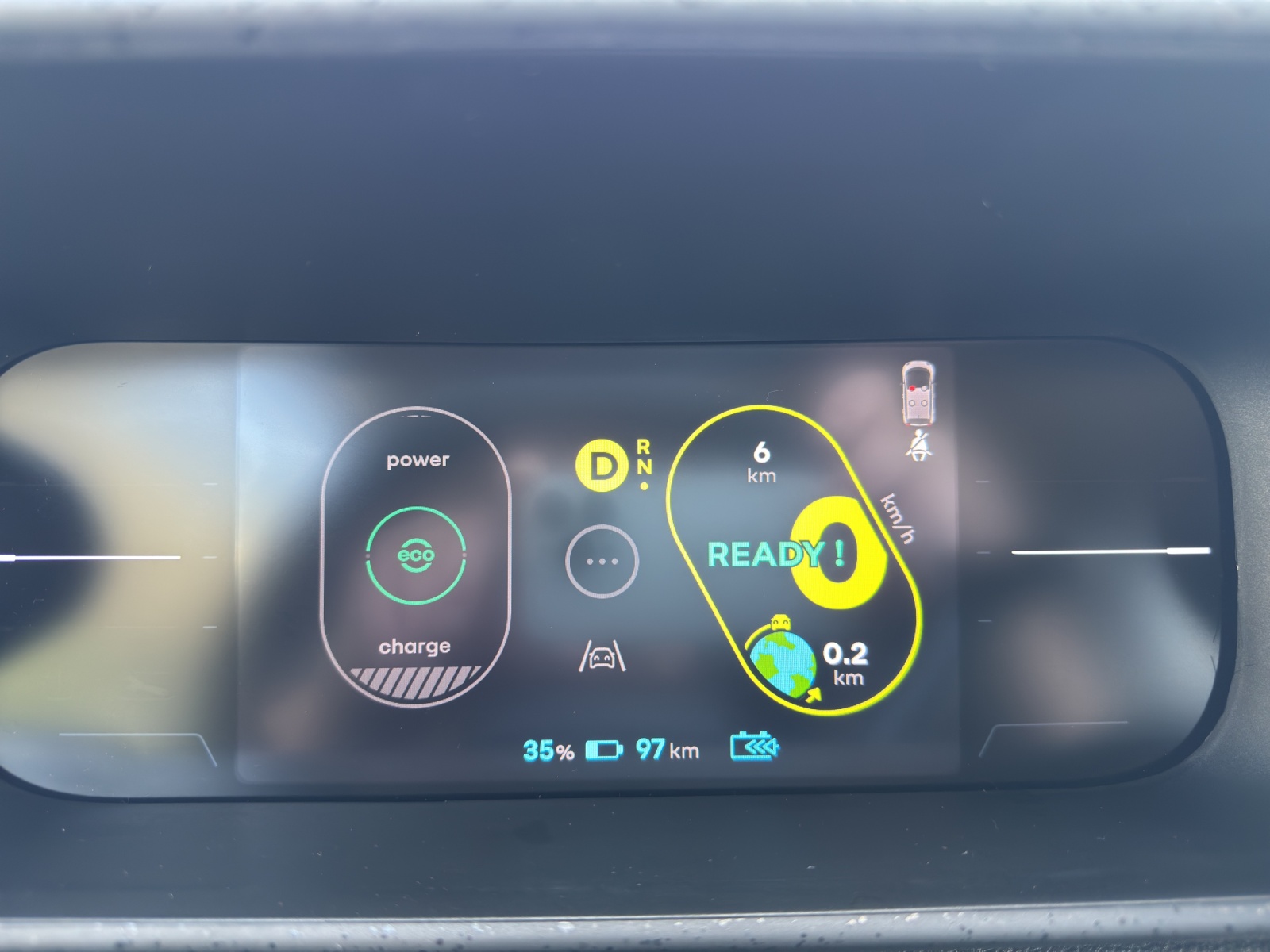 RENAULT Twingo E-Tech 27kWh Techno-image-29