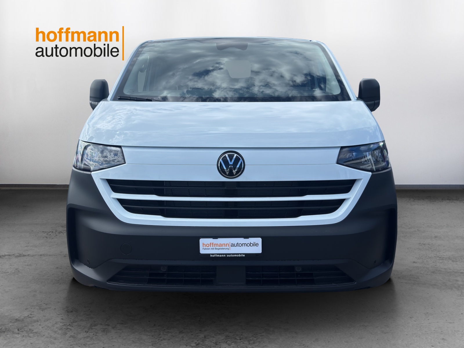 VW Transporter 2.0 TDI Automat-showroom-element-1