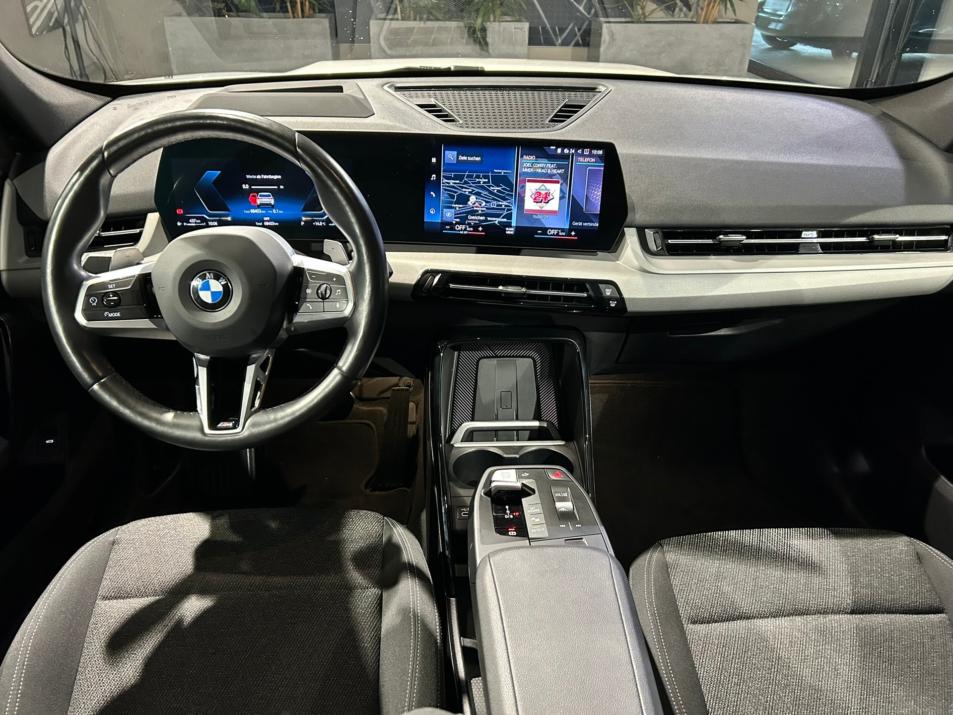 BMW X1 sDrive 18i-image-29