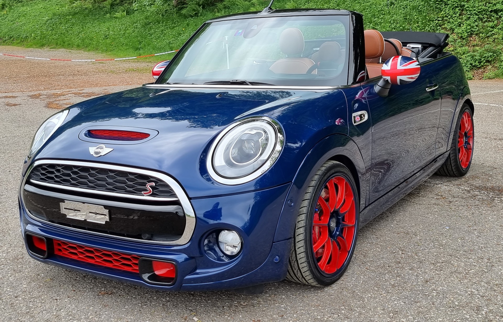 MINI 2.0i Cooper S / UB John Cooper Works-image-4