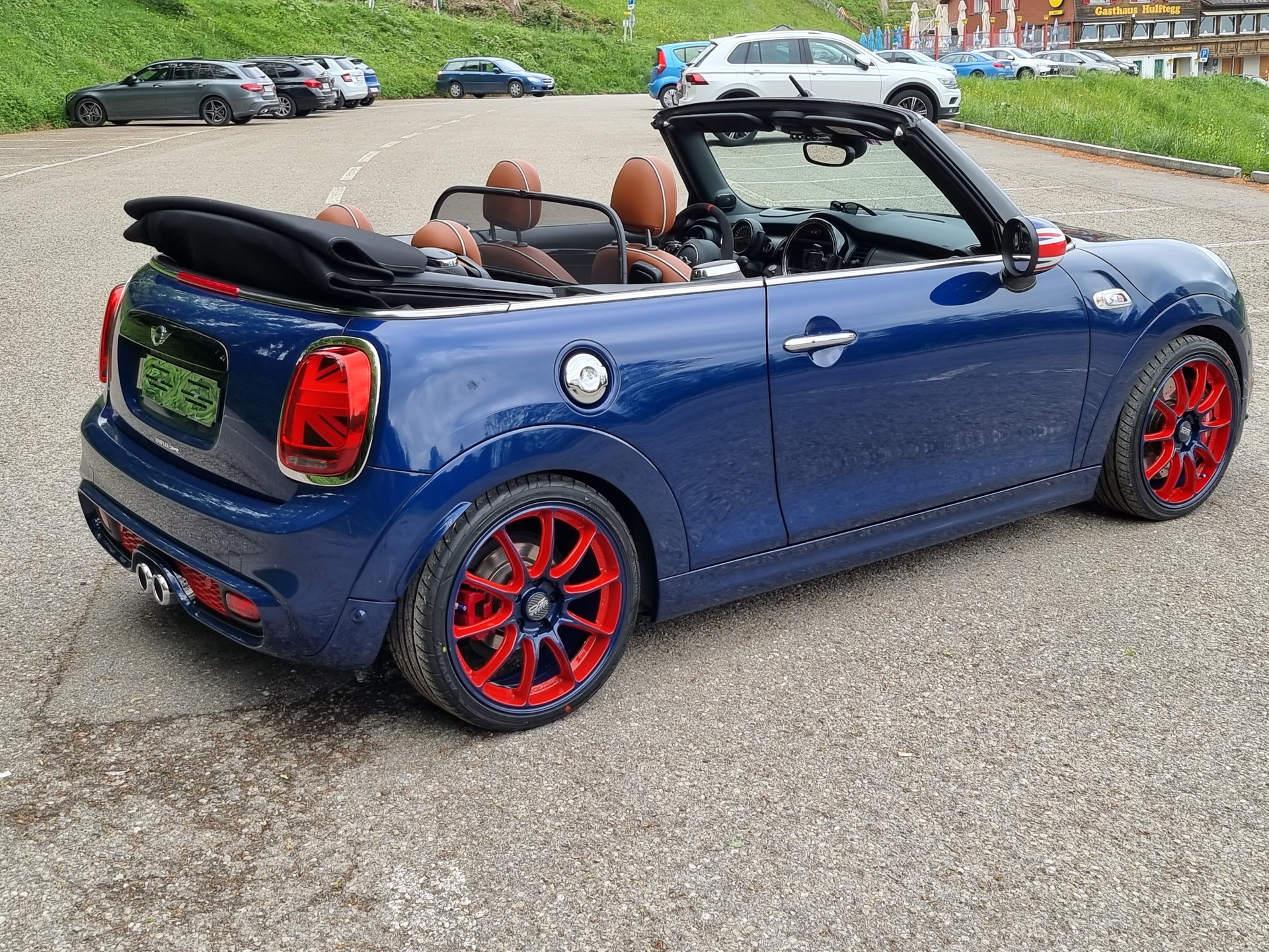 MINI 2.0i Cooper S / UB John Cooper Works-image-2