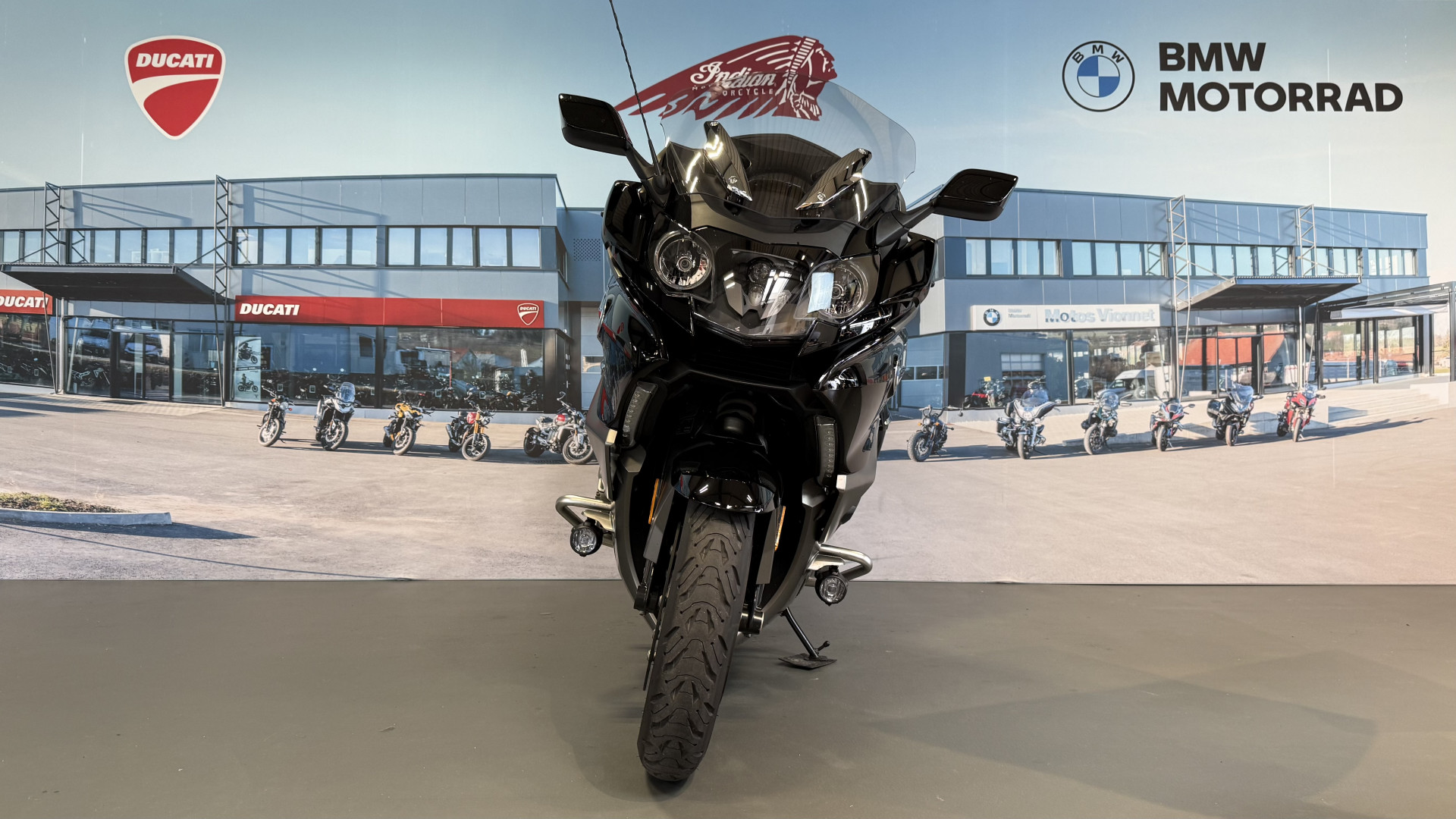 BMW K 1600 GTL-showroom-element-1