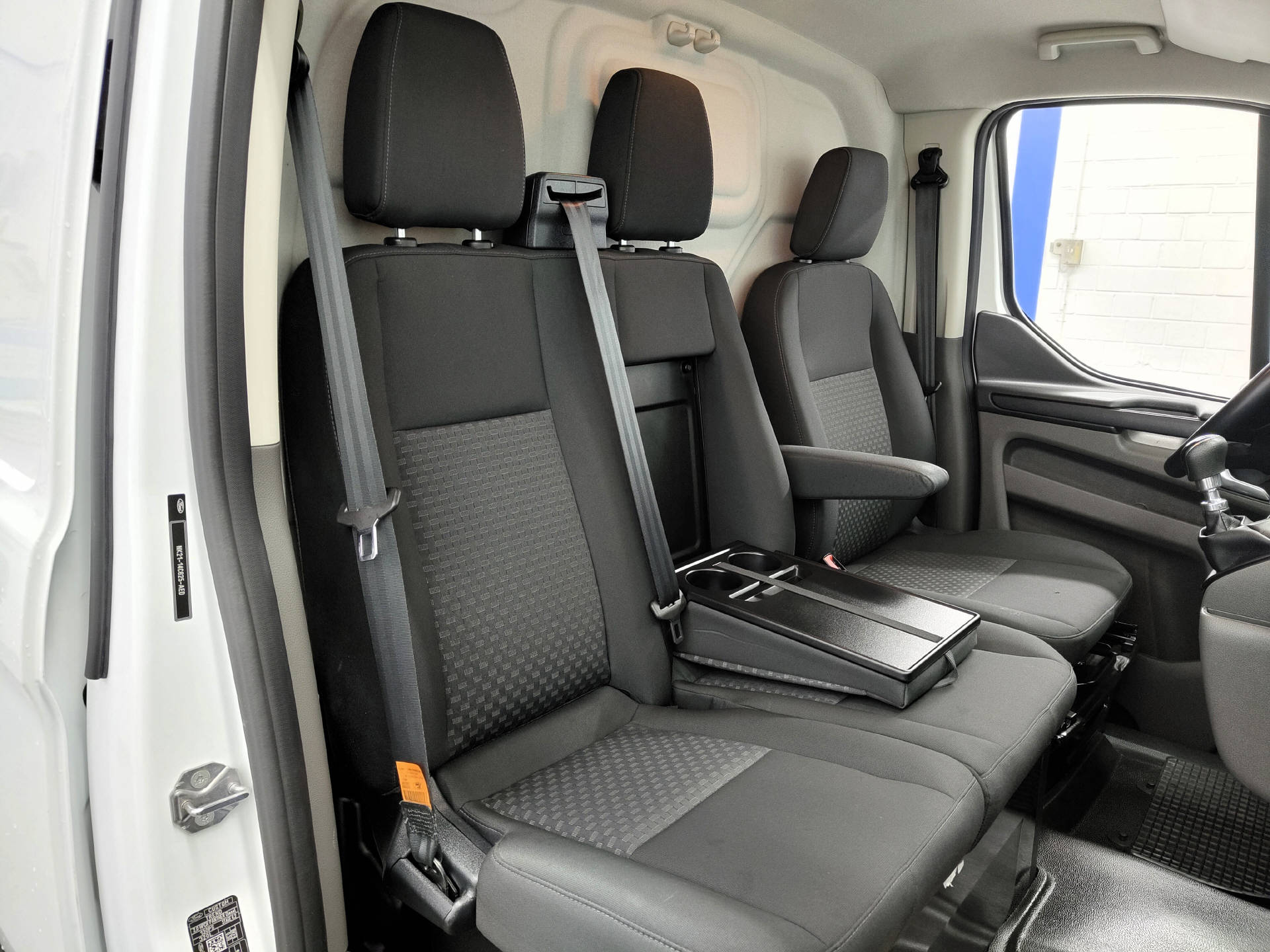 FORD Transit Custom Van 320 L2 2.0 TDCi 130 Trend-image-6